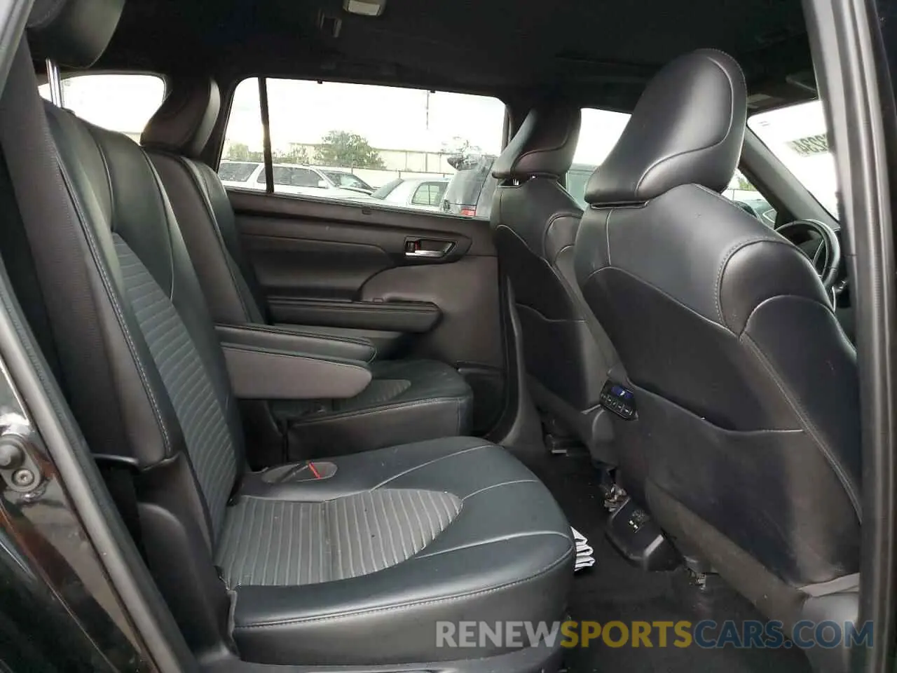 11 fotografías del automóvil dañado 5TDLZRAH3MS086709 TOYOTA HIGHLANDER 2021