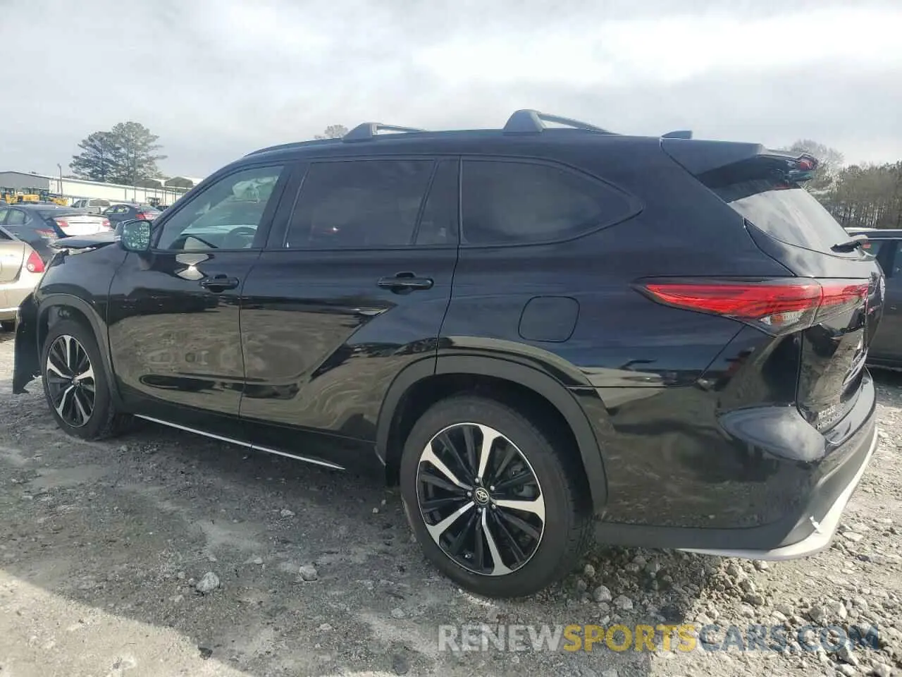 2 fotografías del automóvil dañado 5TDLZRAH6MS052537 TOYOTA HIGHLANDER 2021