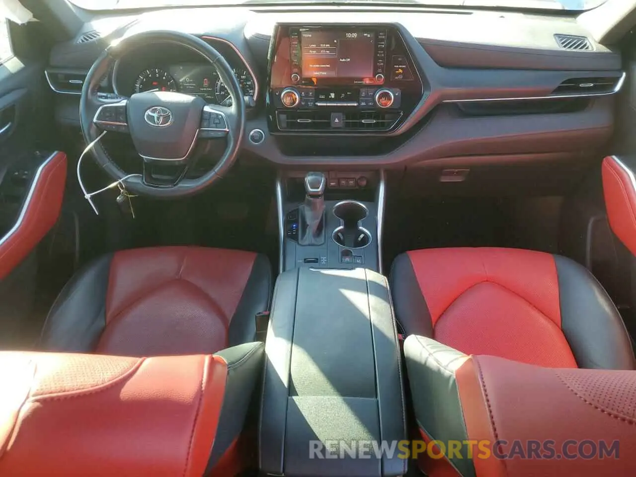 8 fotografías del automóvil dañado 5TDLZRAH6MS080807 TOYOTA HIGHLANDER 2021