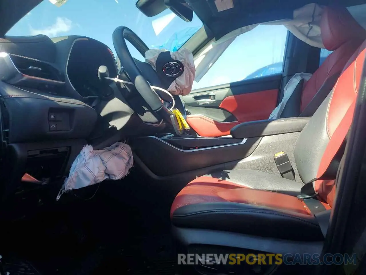 7 fotografías del automóvil dañado 5TDLZRAH9MS049325 TOYOTA HIGHLANDER 2021