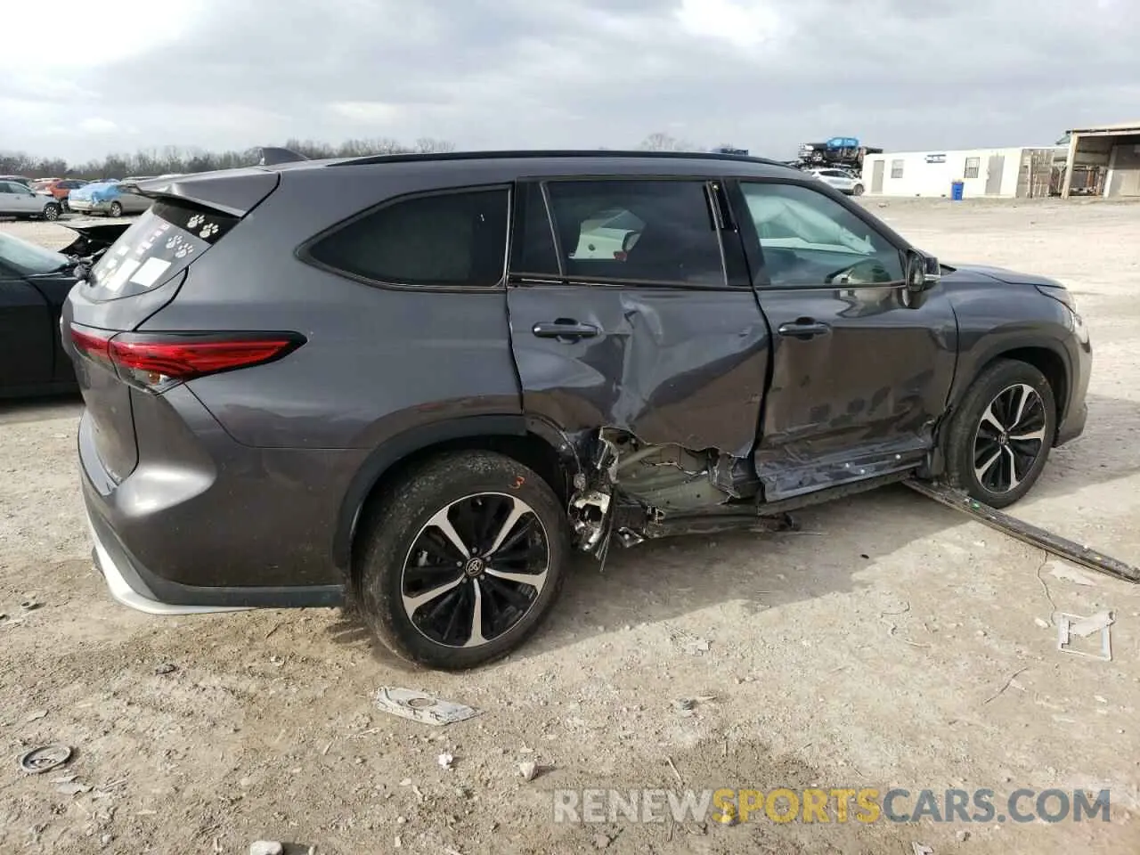3 fotografías del automóvil dañado 5TDLZRBH4MS111888 TOYOTA HIGHLANDER 2021