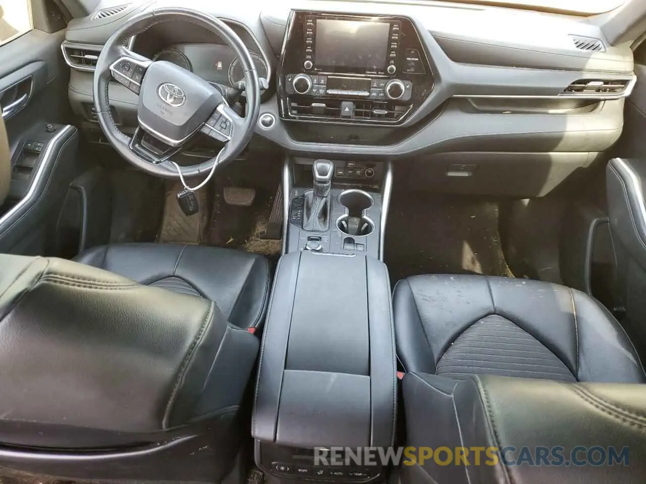 8 fotografías del automóvil dañado 5TDLZRBH7MS144710 TOYOTA HIGHLANDER 2021