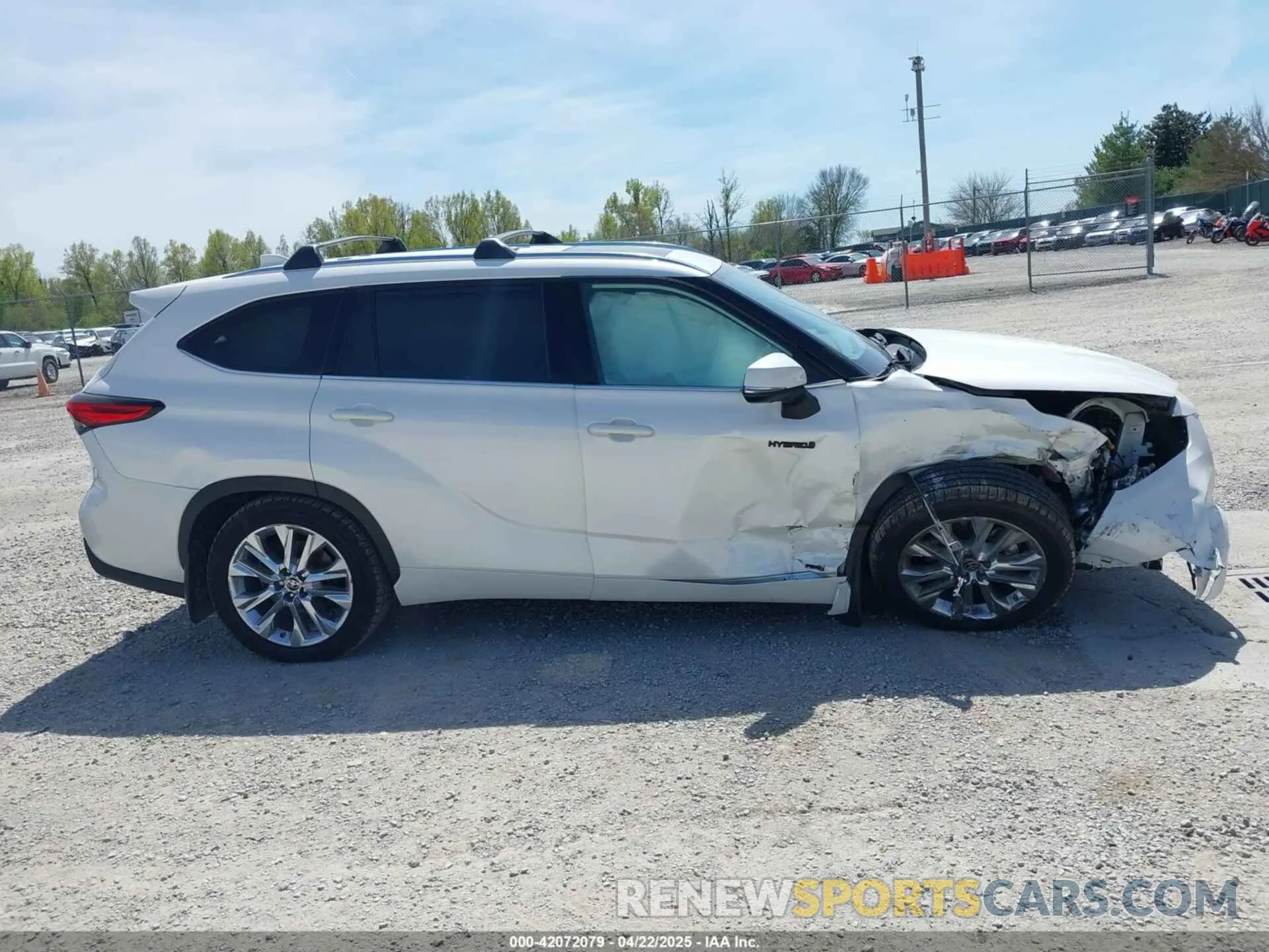 13 fotografías del automóvil dañado 5TDXBRCH0MS033548 TOYOTA HIGHLANDER 2021
