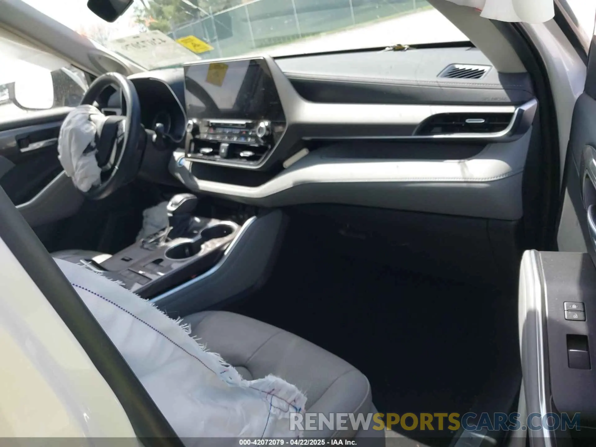 5 fotografías del automóvil dañado 5TDXBRCH0MS033548 TOYOTA HIGHLANDER 2021