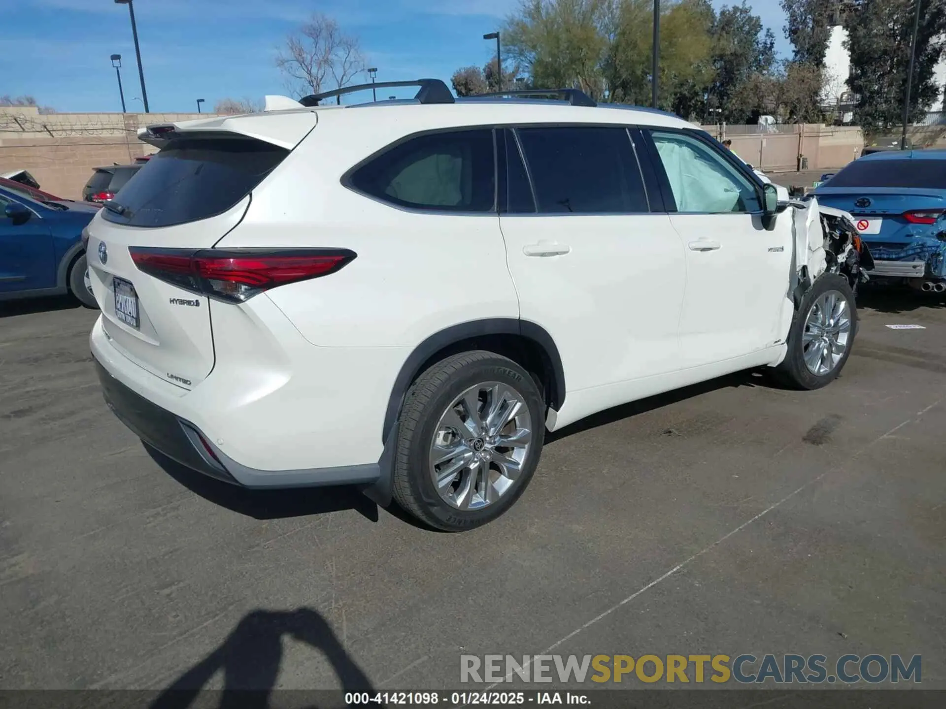 4 fotografías del automóvil dañado 5TDXBRCH3MS053342 TOYOTA HIGHLANDER 2021