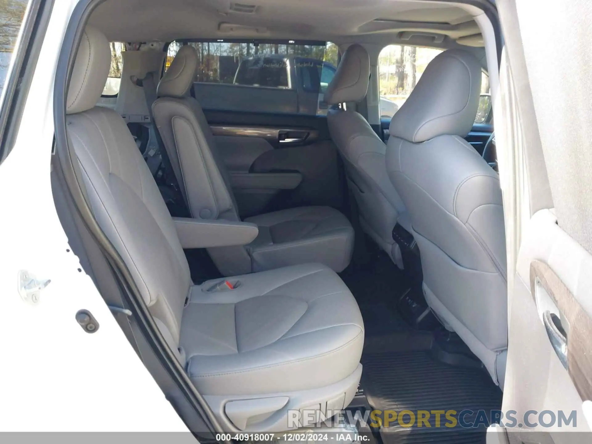 8 fotografías del automóvil dañado 5TDXBRCH6MS016611 TOYOTA HIGHLANDER 2021