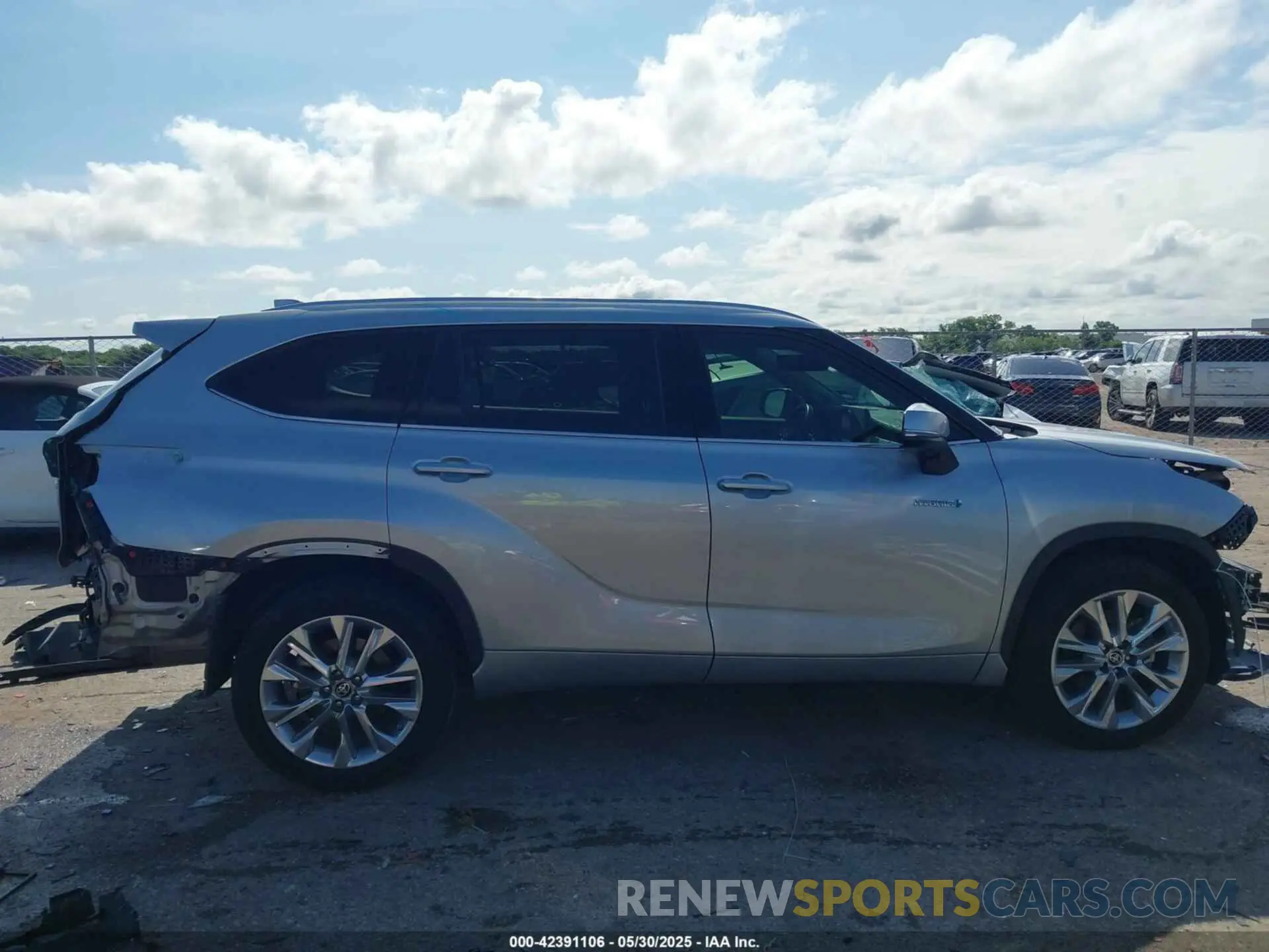 14 fotografías del automóvil dañado 5TDYARAH6MS006400 TOYOTA HIGHLANDER 2021