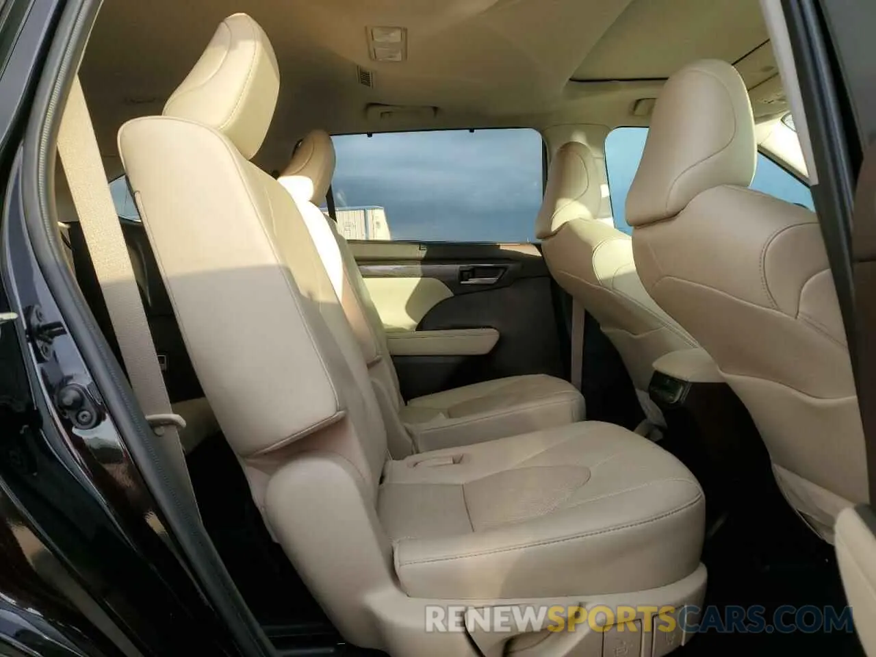 11 fotografías del automóvil dañado 5TDYZRAH0MS071025 TOYOTA HIGHLANDER 2021