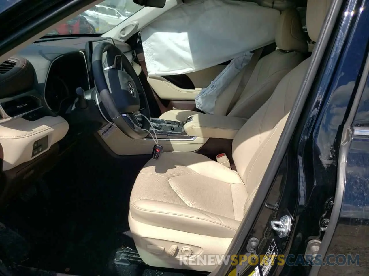 5 fotografías del automóvil dañado 5TDYZRAH8MS082290 TOYOTA HIGHLANDER 2021