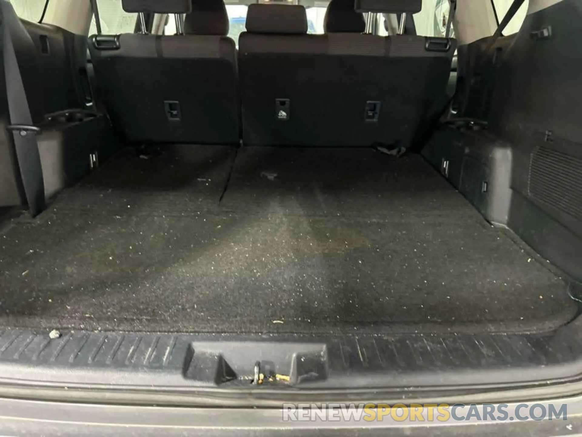 15 fotografías del automóvil dañado 5TDZARAH1MS008981 TOYOTA HIGHLANDER 2021