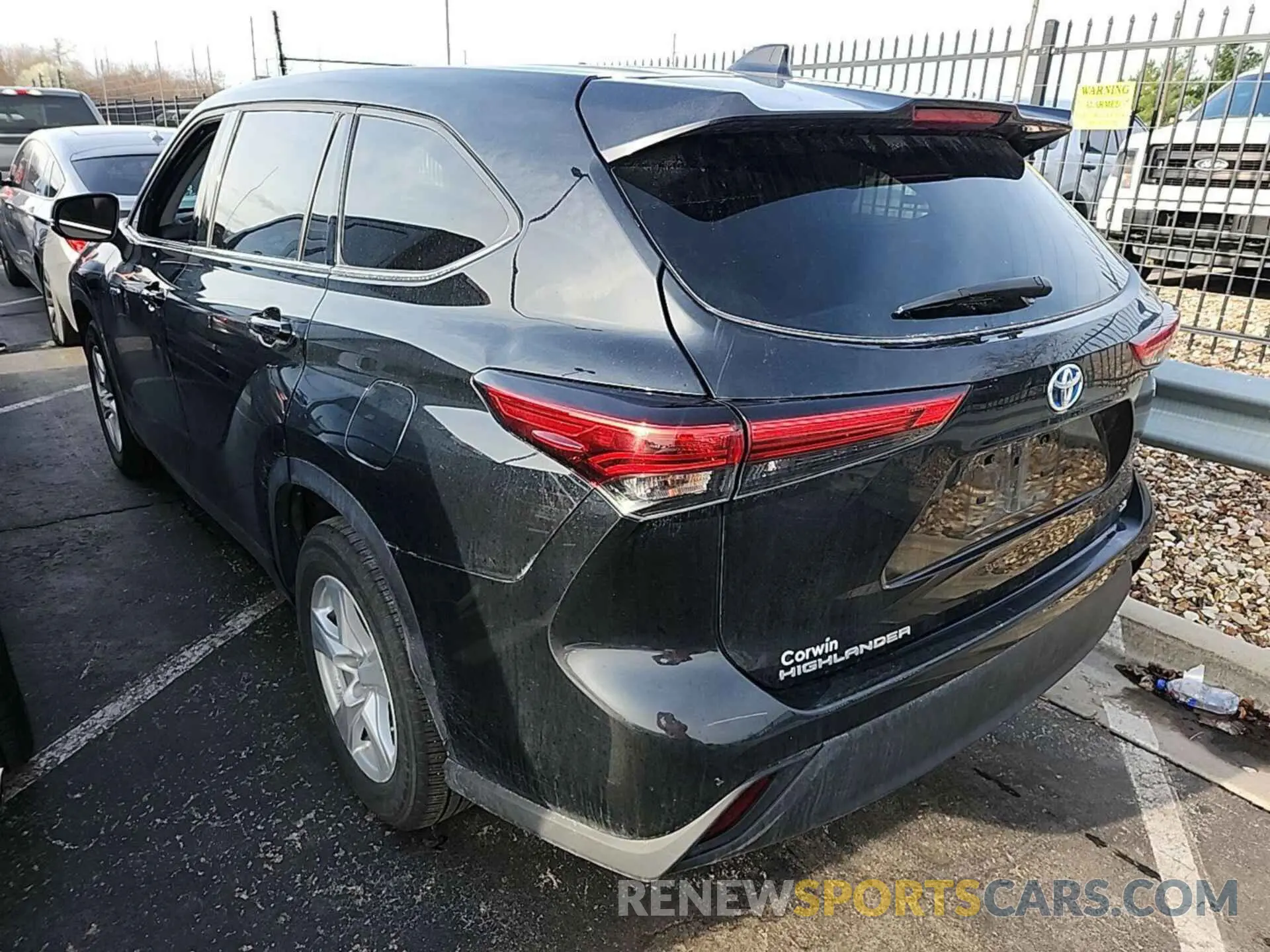 19 fotografías del automóvil dañado 5TDZARAH4MS506916 TOYOTA HIGHLANDER 2021