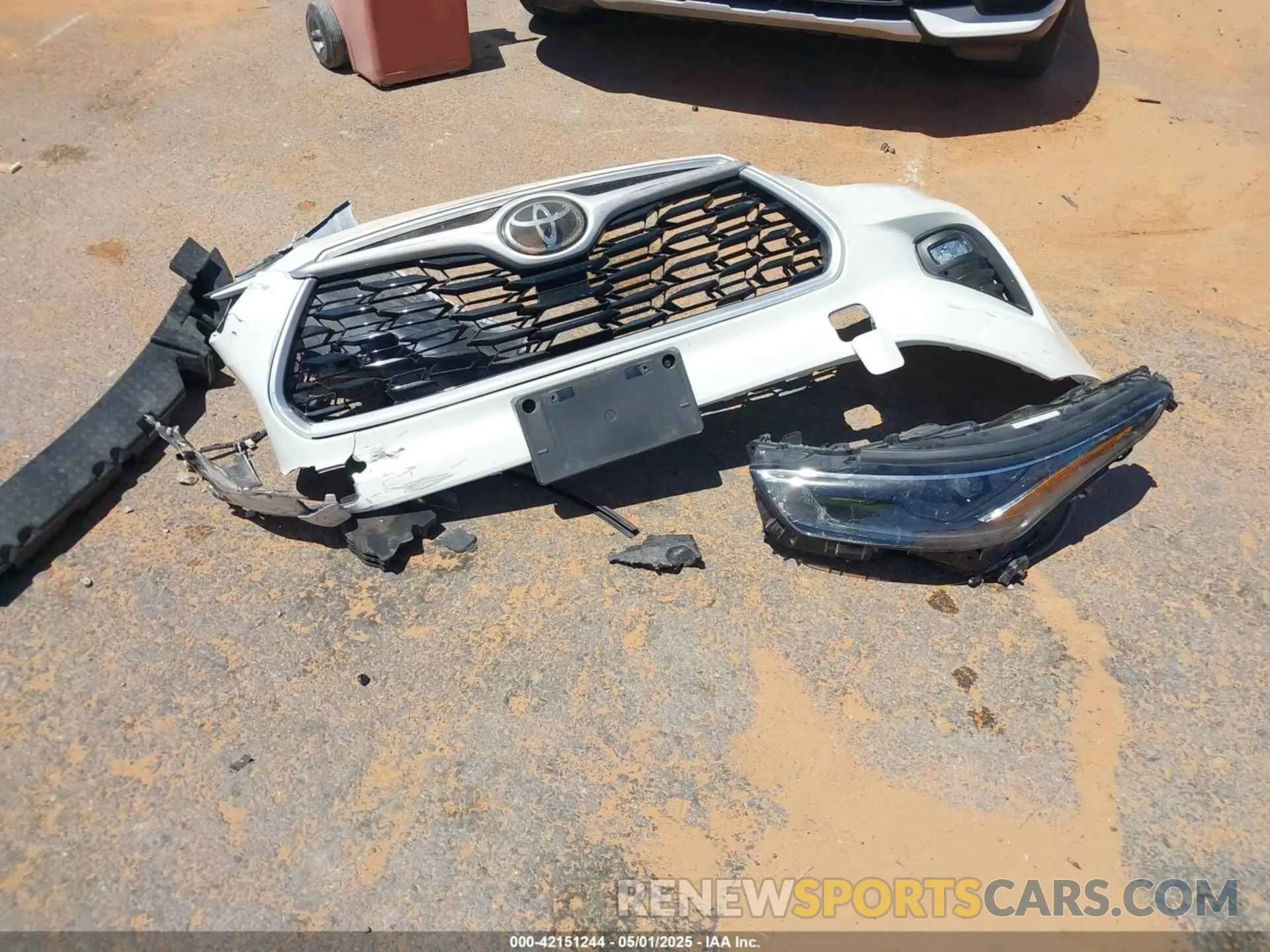 11 fotografías del automóvil dañado 5TDZZRAH1MS071300 TOYOTA HIGHLANDER 2021