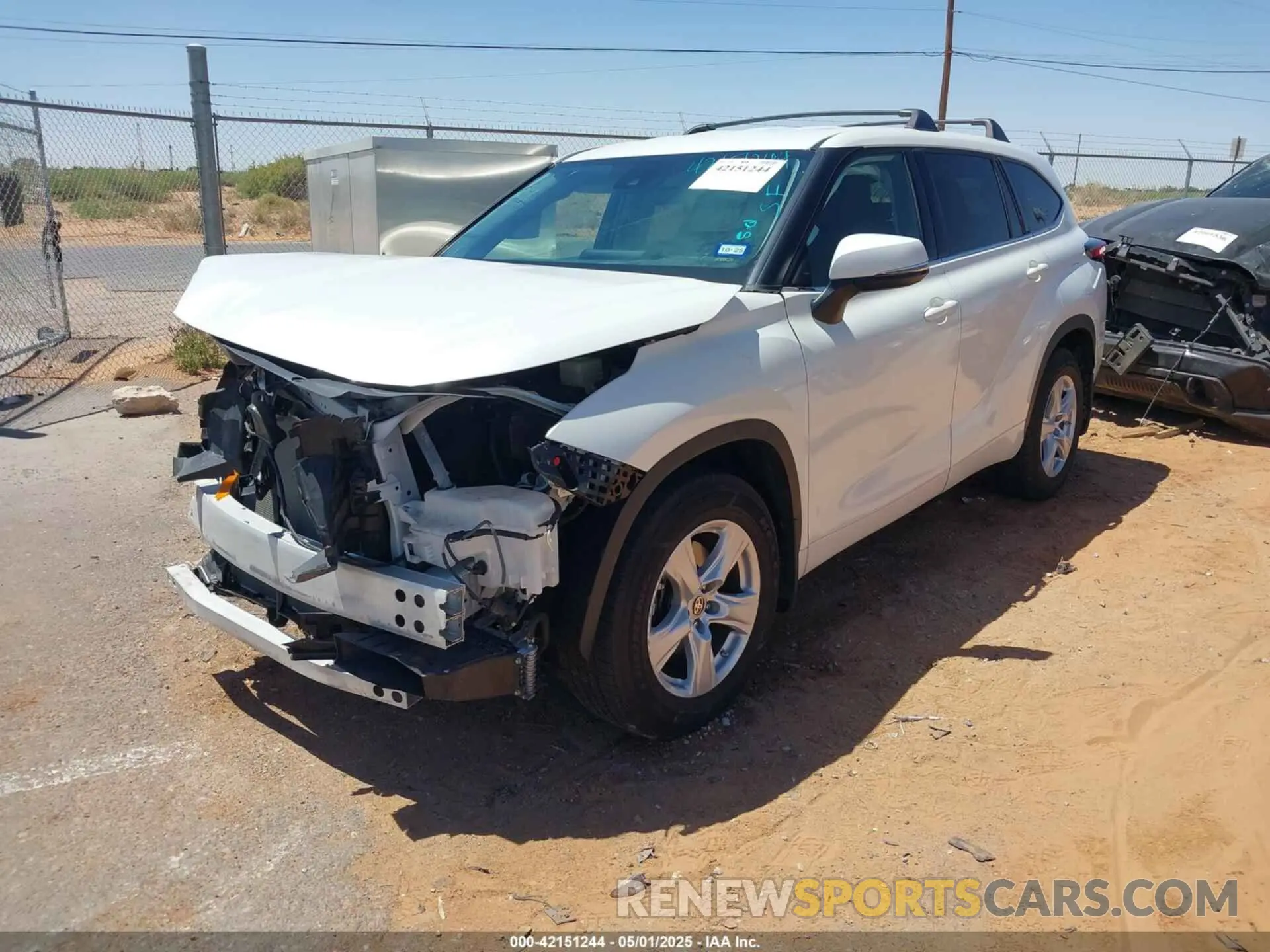 2 fotografías del automóvil dañado 5TDZZRAH1MS071300 TOYOTA HIGHLANDER 2021