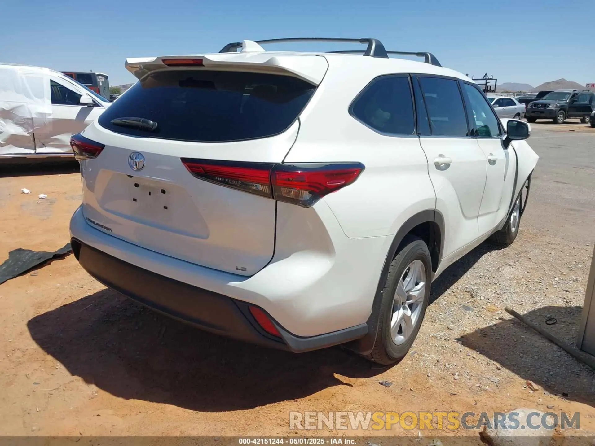 4 fotografías del automóvil dañado 5TDZZRAH1MS071300 TOYOTA HIGHLANDER 2021