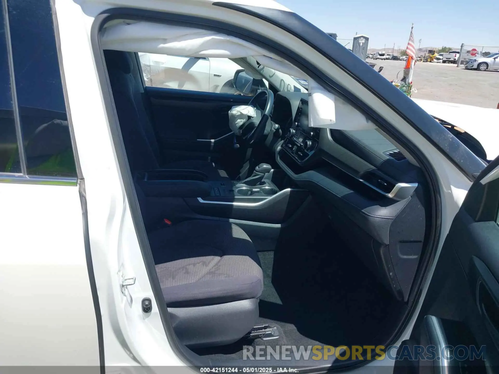 5 fotografías del automóvil dañado 5TDZZRAH1MS071300 TOYOTA HIGHLANDER 2021