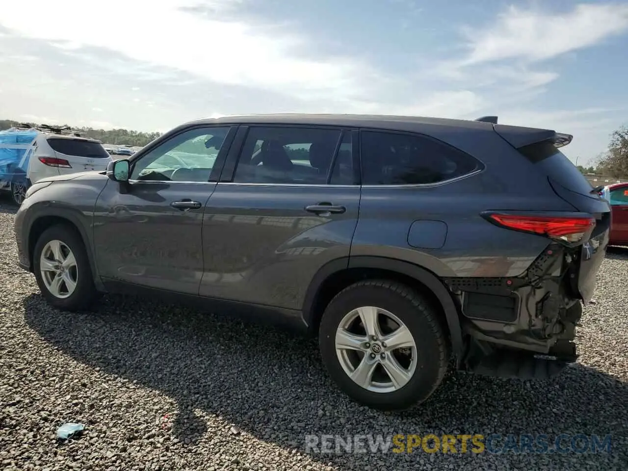 2 fotografías del automóvil dañado 5TDZZRAH1MS086847 TOYOTA HIGHLANDER 2021