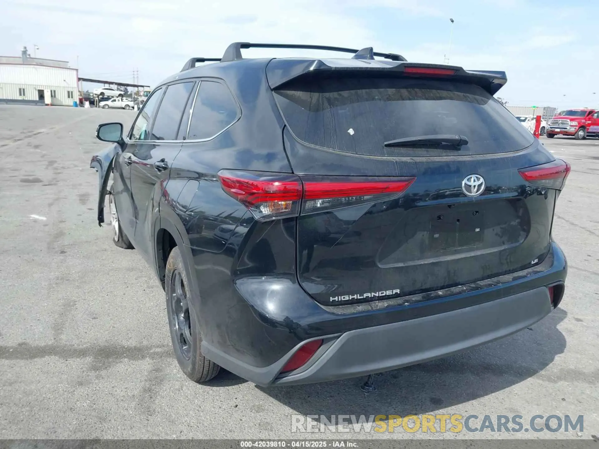 3 fotografías del automóvil dañado 5TDZZRAH1MS519762 TOYOTA HIGHLANDER 2021