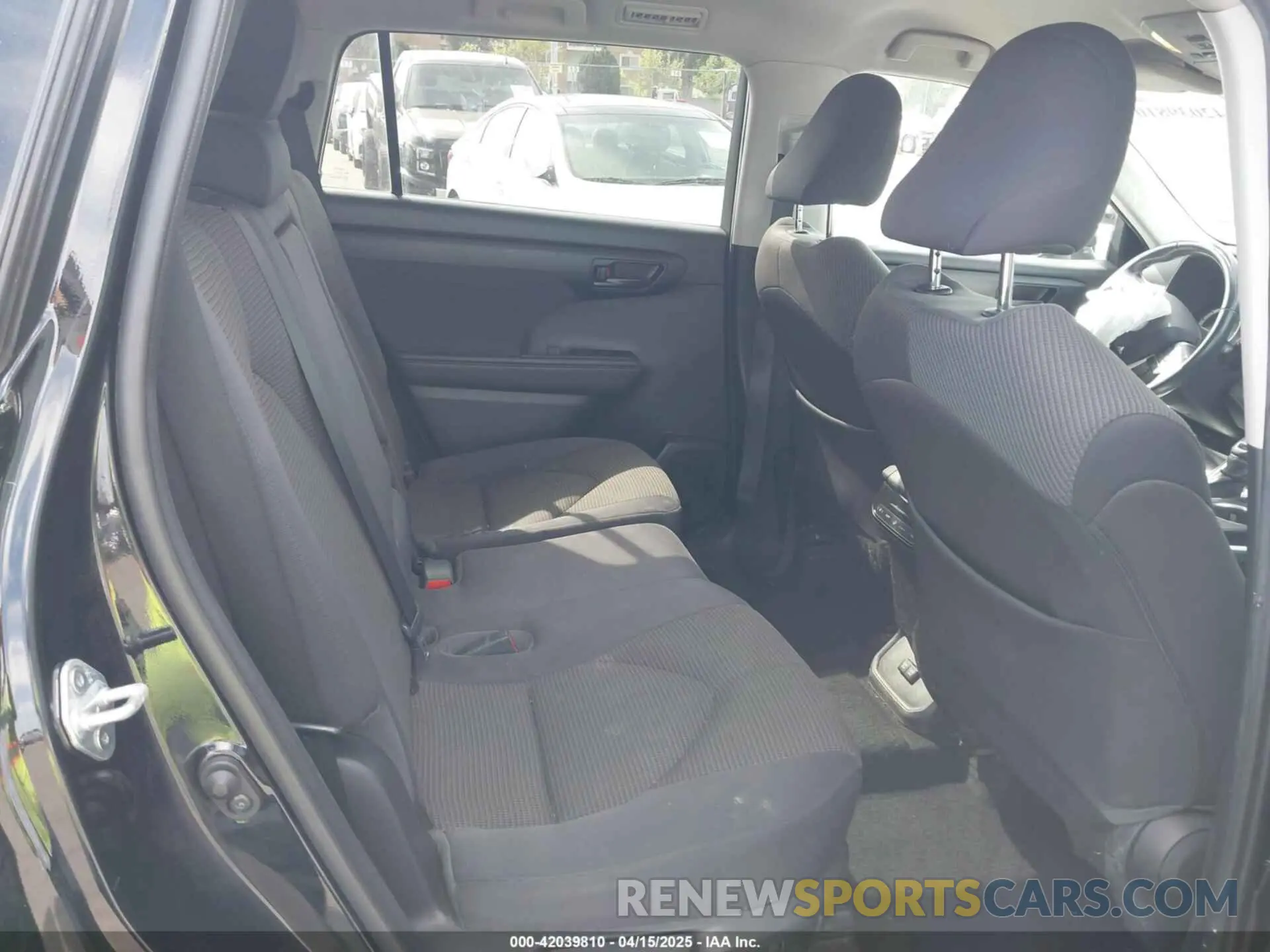 8 fotografías del automóvil dañado 5TDZZRAH1MS519762 TOYOTA HIGHLANDER 2021