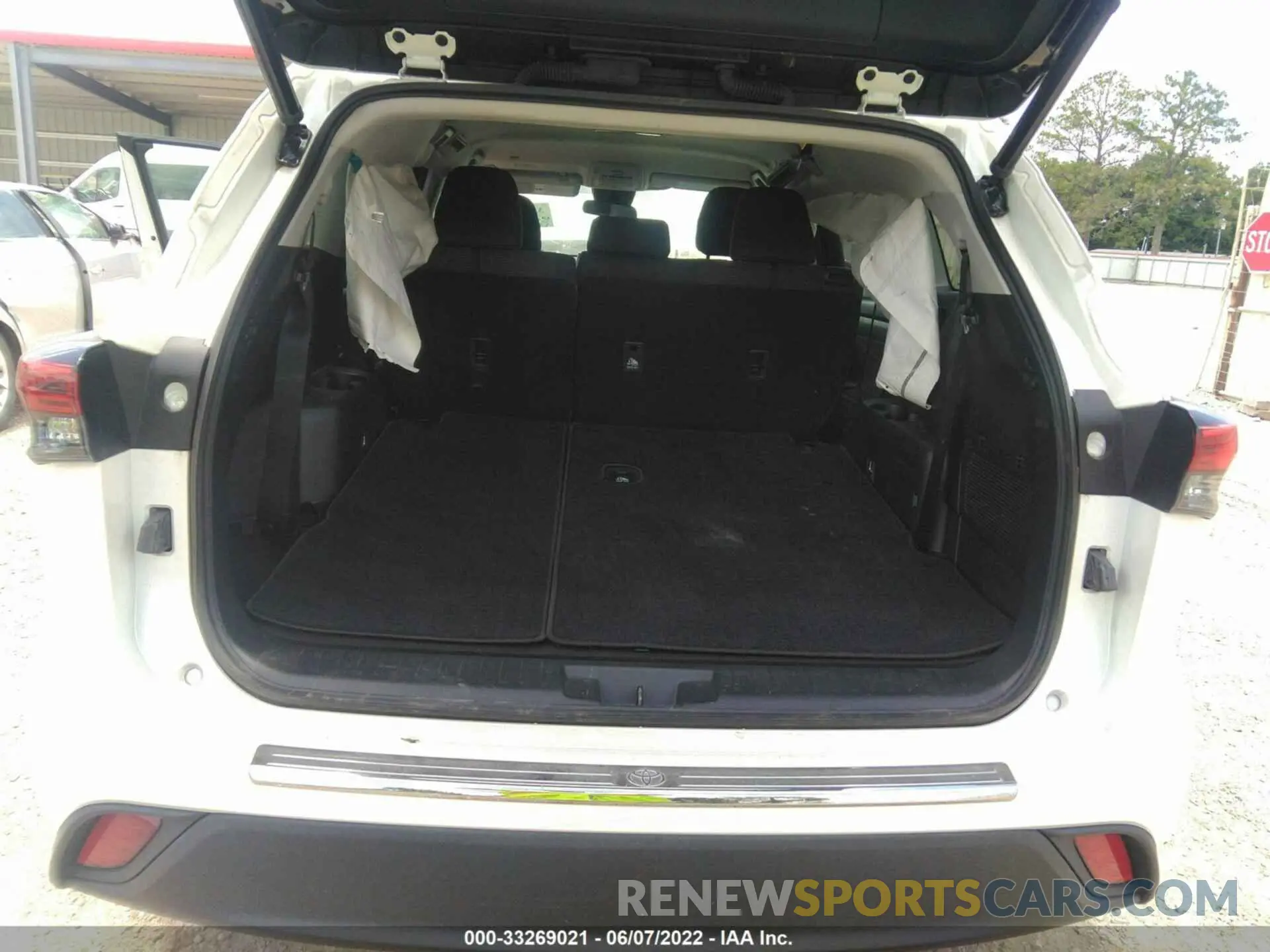 8 fotografías del automóvil dañado 5TDZZRAH2MS052853 TOYOTA HIGHLANDER 2021
