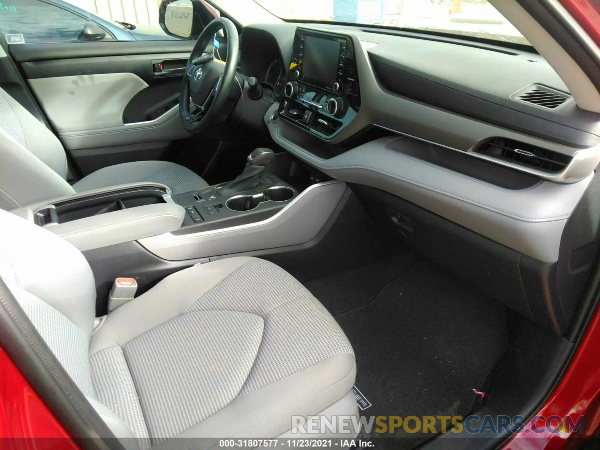 5 fotografías del automóvil dañado 5TDZZRAH4MS035567 TOYOTA HIGHLANDER 2021
