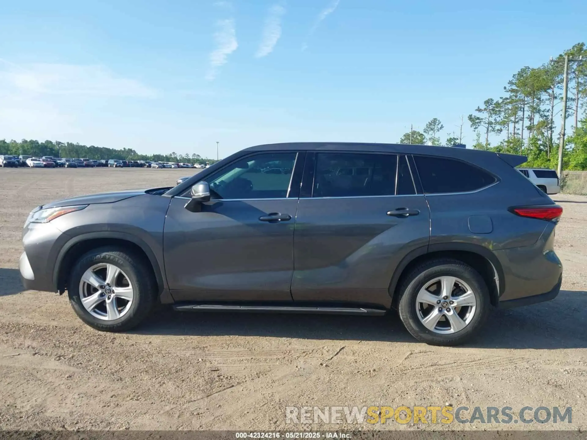 14 fotografías del automóvil dañado 5TDZZRAH4MS068164 TOYOTA HIGHLANDER 2021