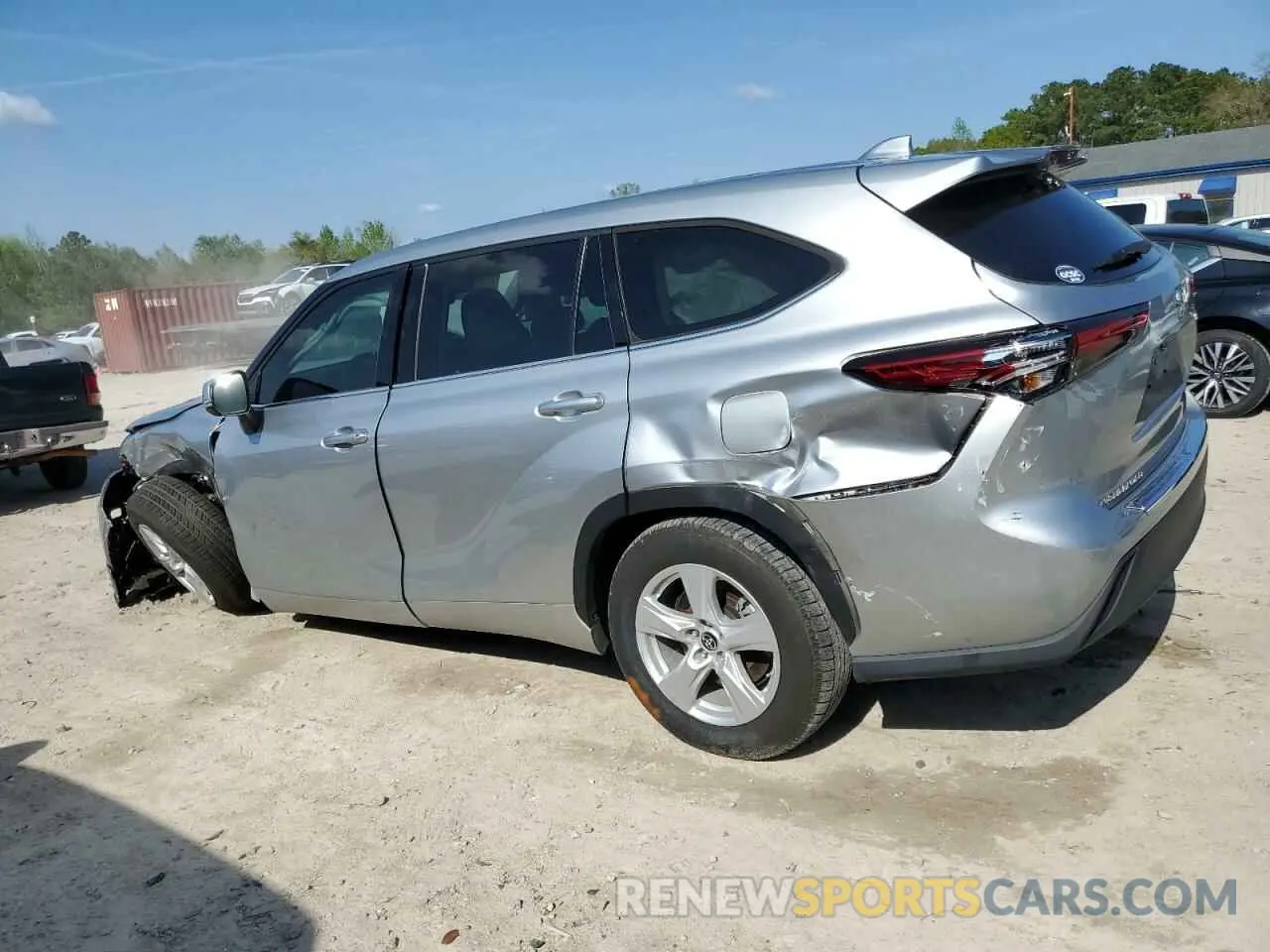 2 fotografías del automóvil dañado 5TDZZRAH5MS054628 TOYOTA HIGHLANDER 2021