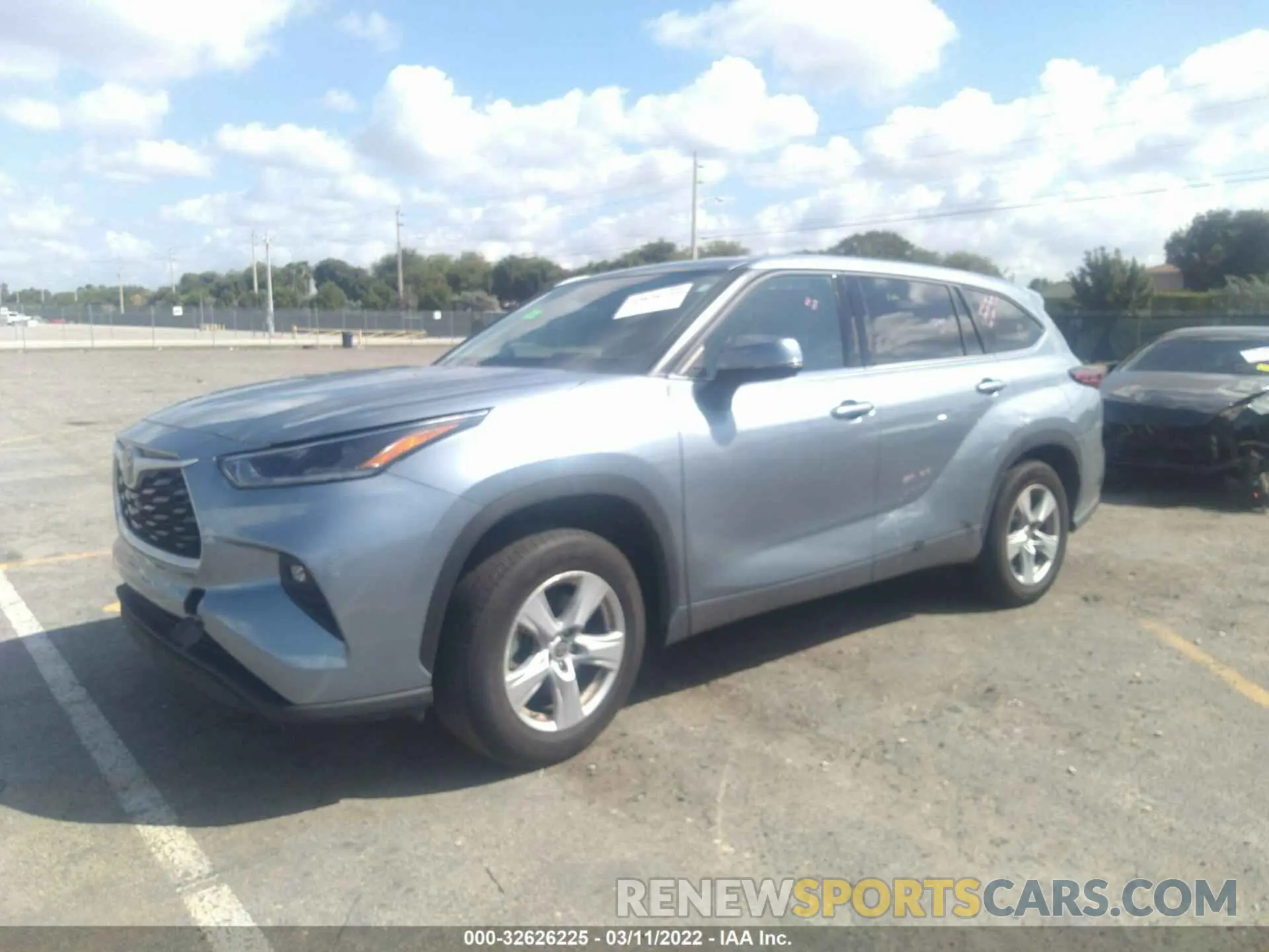 2 fotografías del automóvil dañado 5TDZZRAH5MS066729 TOYOTA HIGHLANDER 2021