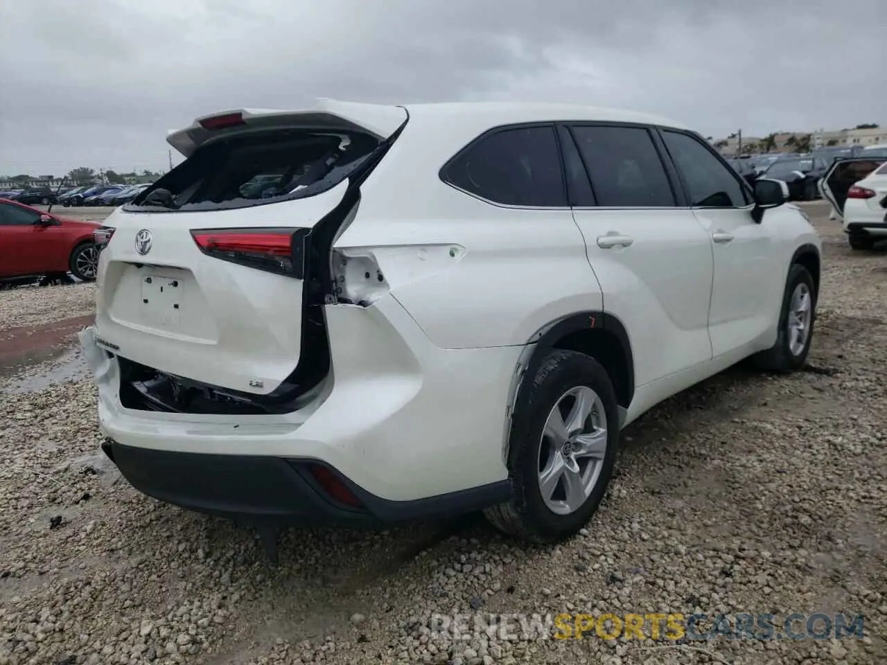 4 fotografías del automóvil dañado 5TDZZRAH6MS048871 TOYOTA HIGHLANDER 2021