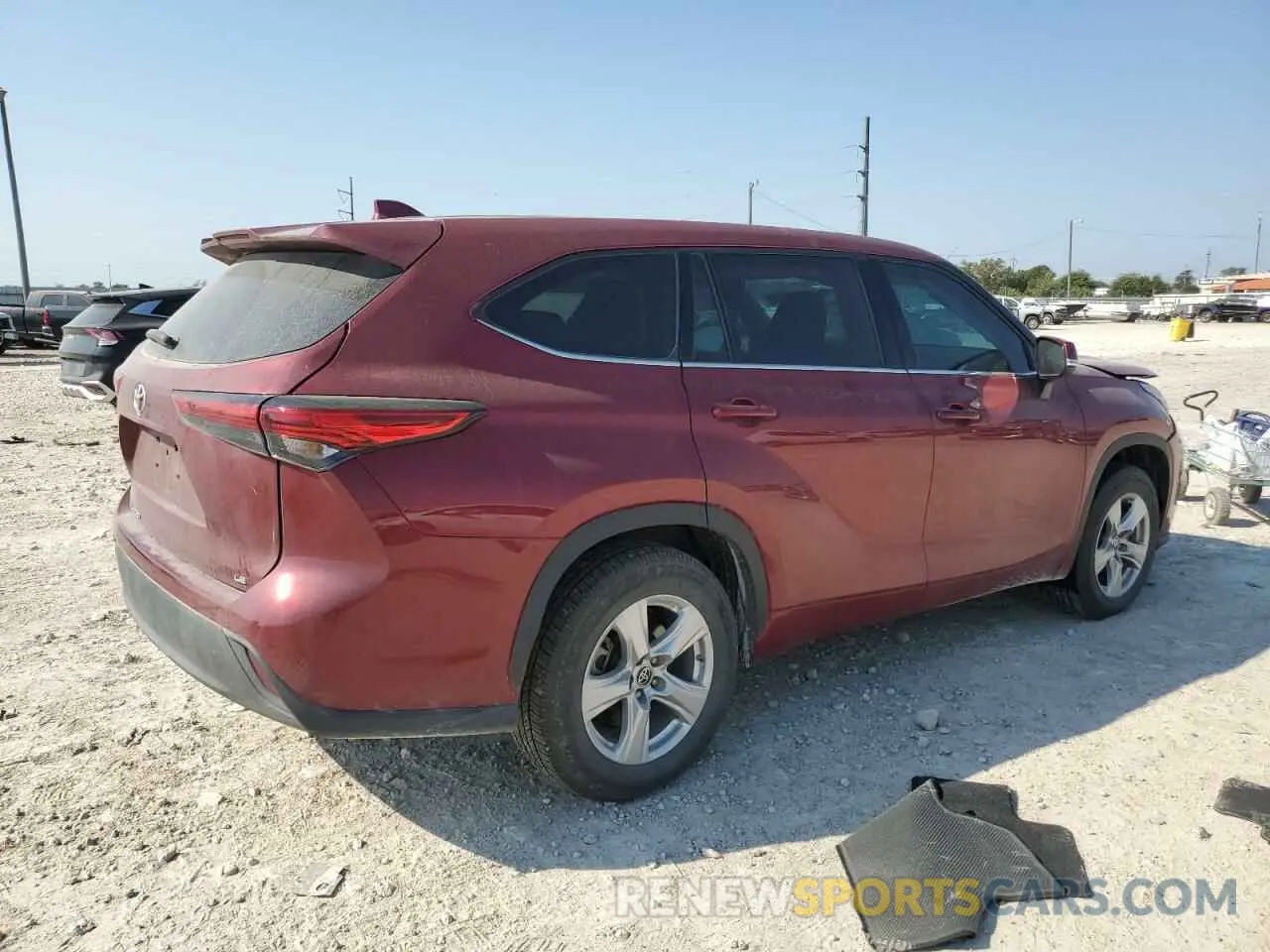 3 fotografías del automóvil dañado 5TDZZRAH6MS086794 TOYOTA HIGHLANDER 2021