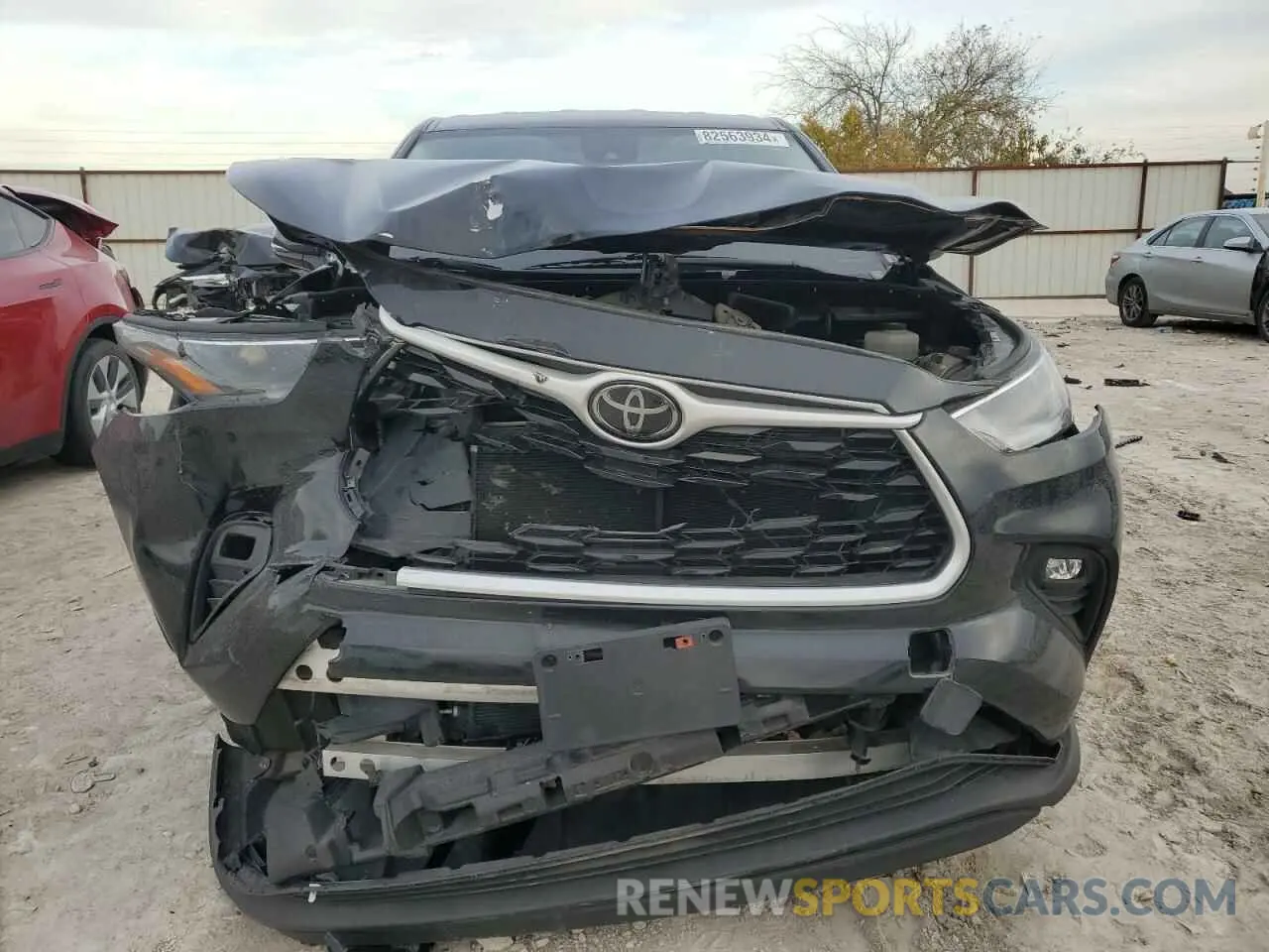 5 fotografías del automóvil dañado 5TDZZRAH8MS053182 TOYOTA HIGHLANDER 2021