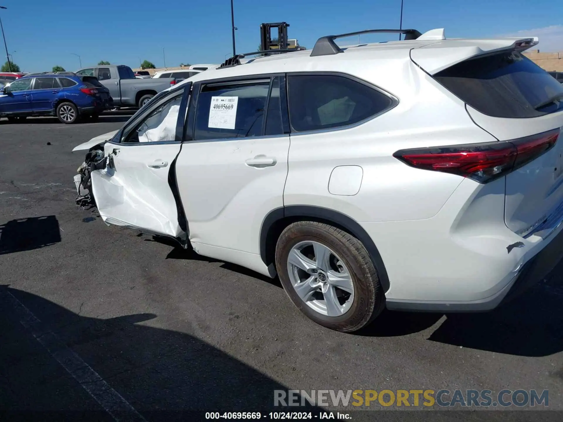 14 fotografías del automóvil dañado 5TDZZRAH9MS056334 TOYOTA HIGHLANDER 2021