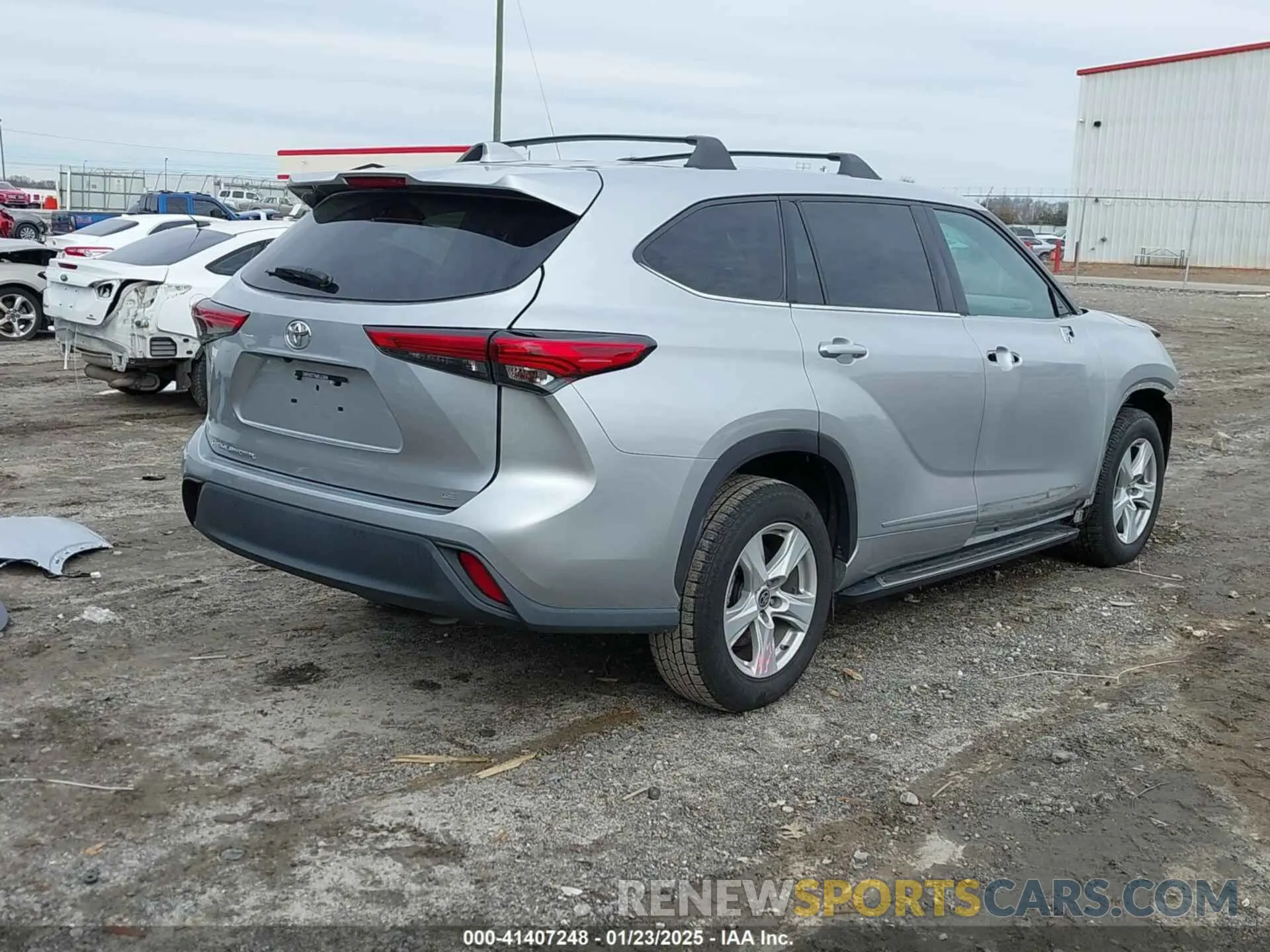 4 fotografías del automóvil dañado 5TDZZRAH9MS529942 TOYOTA HIGHLANDER 2021