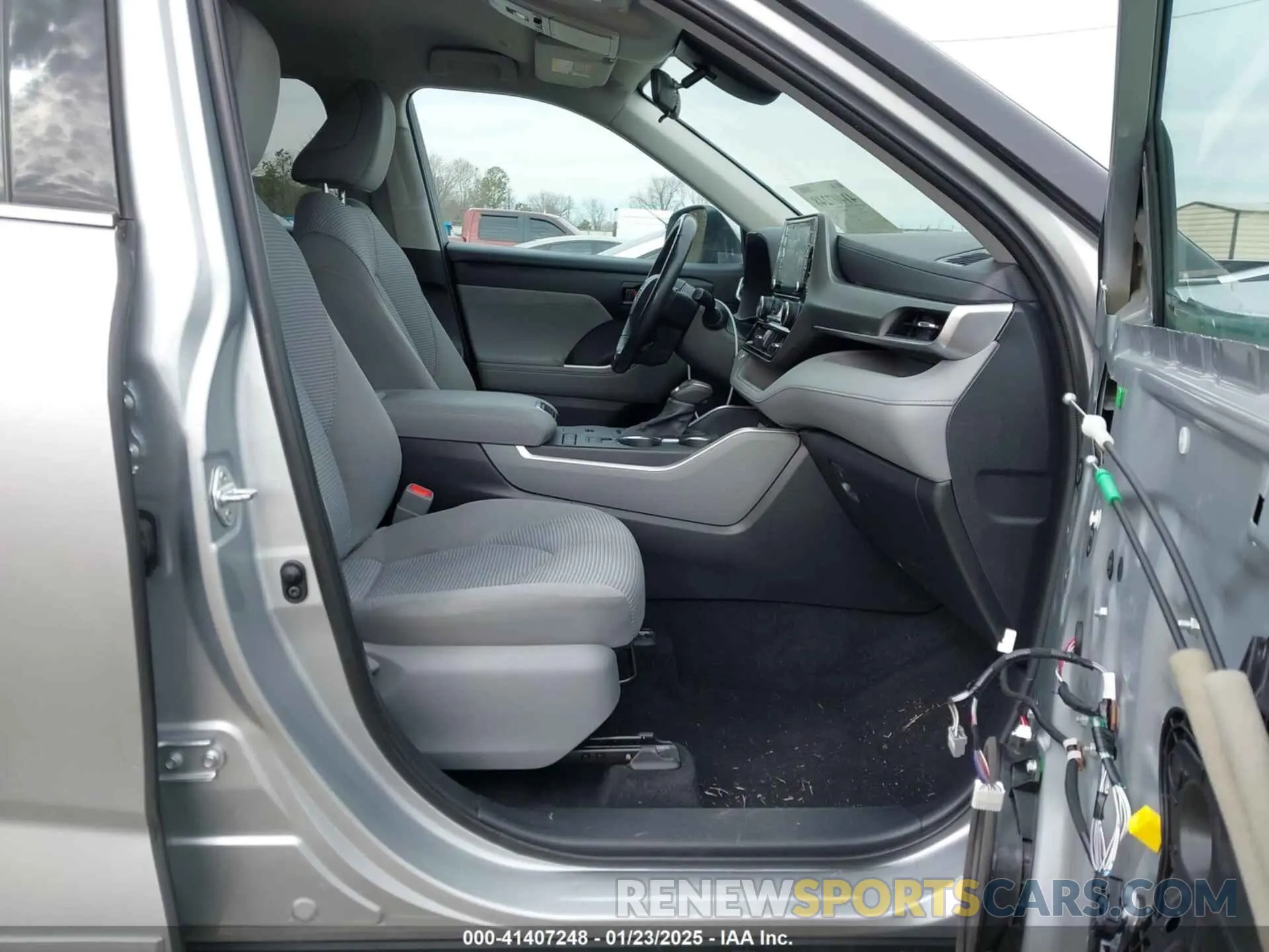 5 fotografías del automóvil dañado 5TDZZRAH9MS529942 TOYOTA HIGHLANDER 2021