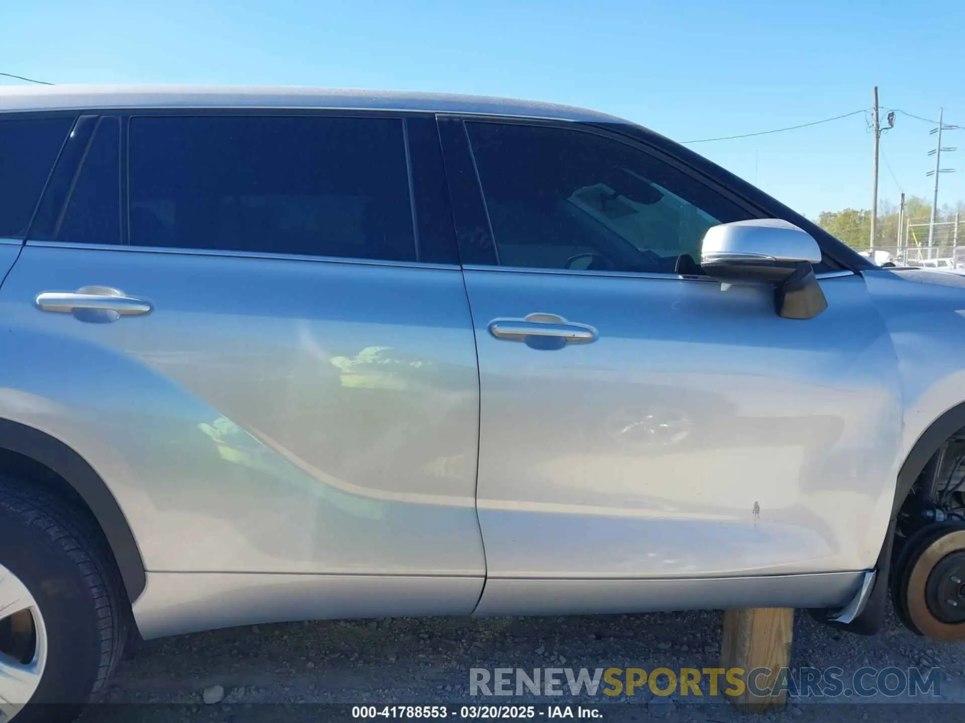 14 fotografías del automóvil dañado 5TDZZRAH9MS533683 TOYOTA HIGHLANDER 2021