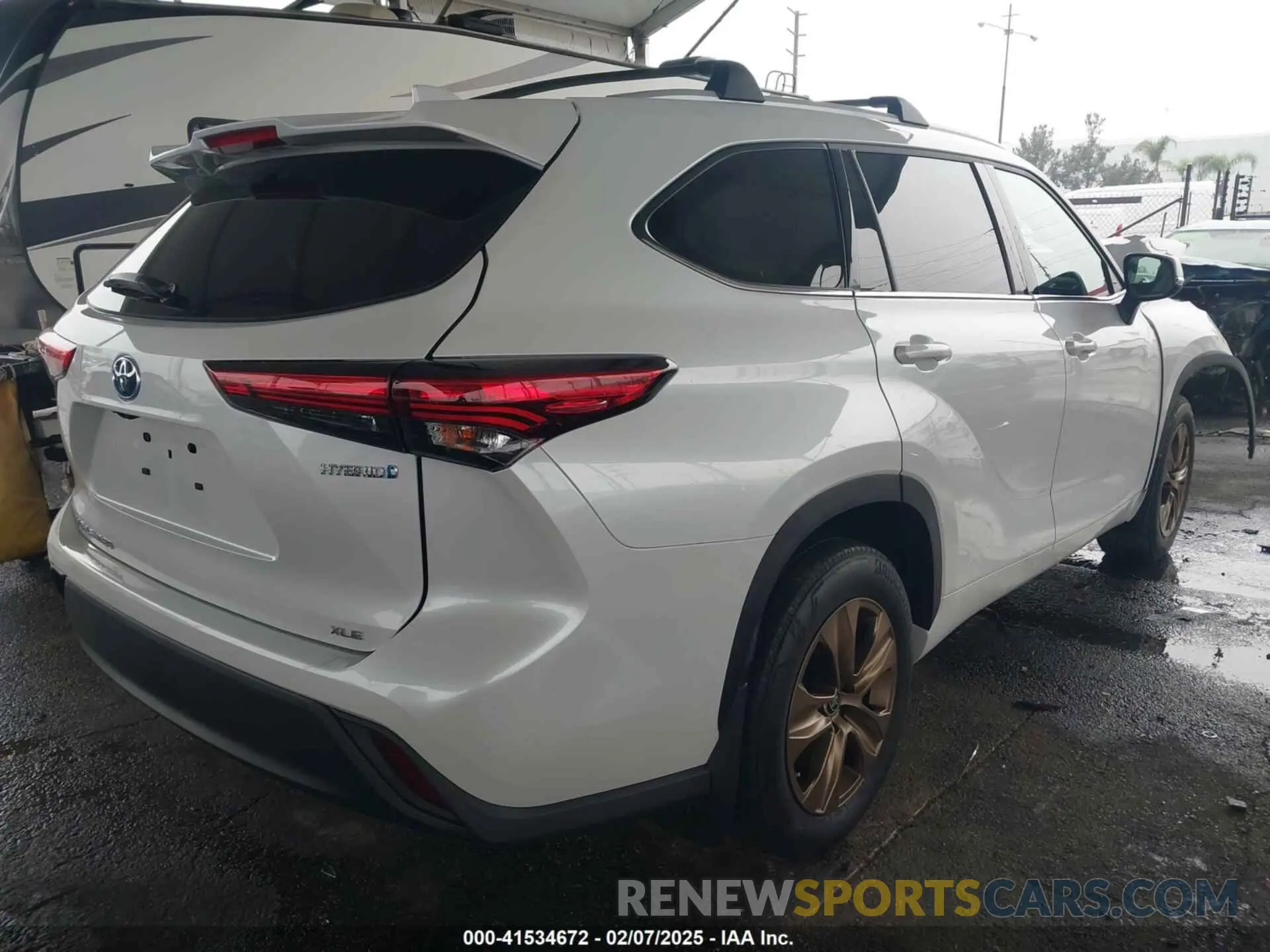 4 fotografías del automóvil dañado 5TDAARAH3NS512317 TOYOTA HIGHLANDER 2022