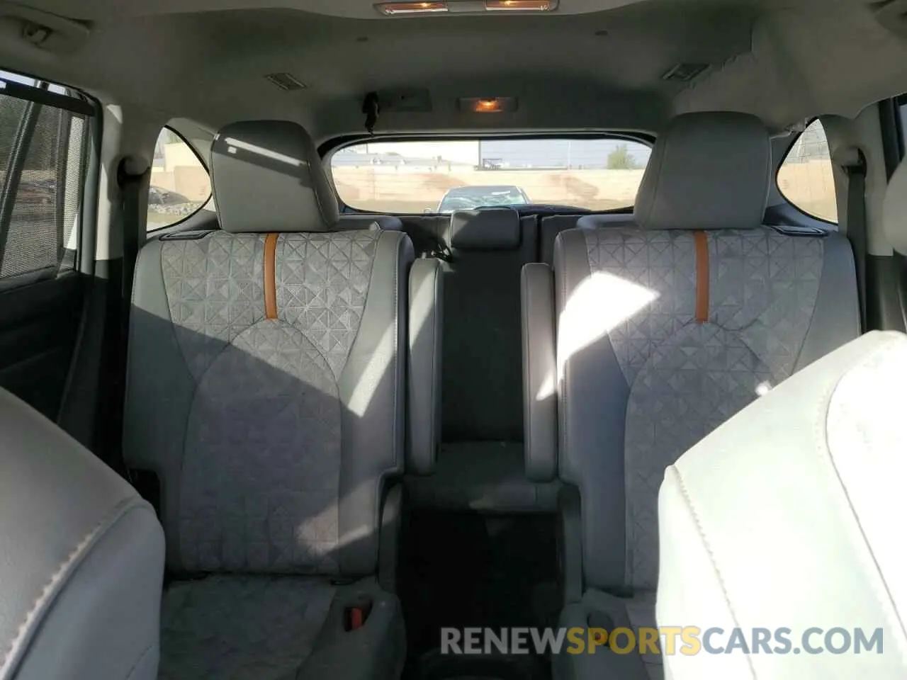 10 fotografías del automóvil dañado 5TDAARAH6NS514417 TOYOTA HIGHLANDER 2022