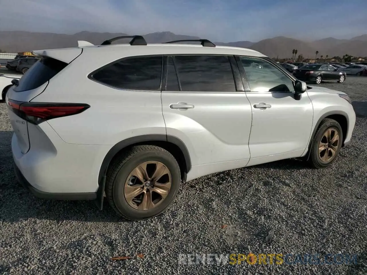 3 fotografías del automóvil dañado 5TDAARAH6NS514417 TOYOTA HIGHLANDER 2022