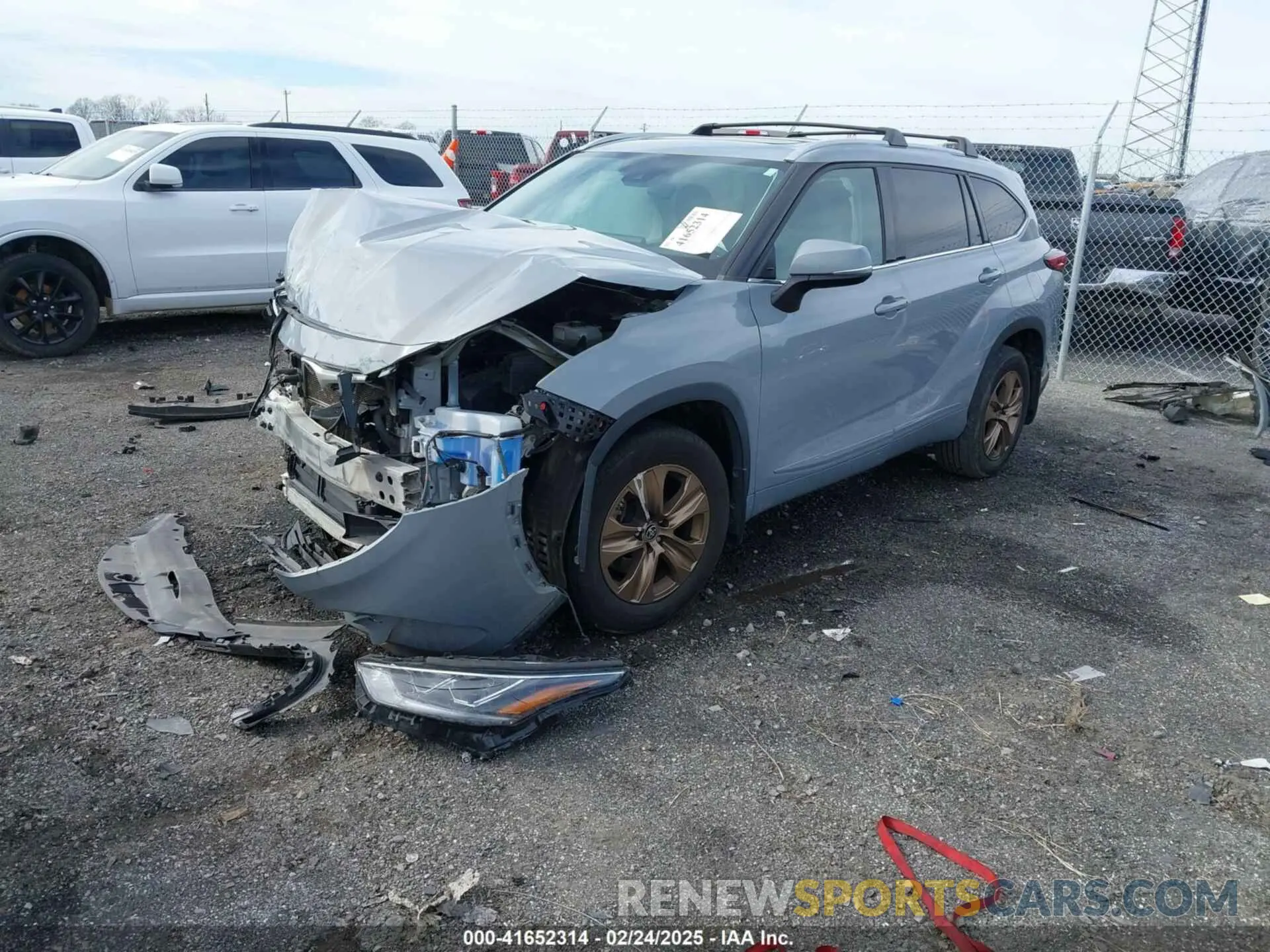 2 fotografías del automóvil dañado 5TDAARAH7NS509954 TOYOTA HIGHLANDER 2022