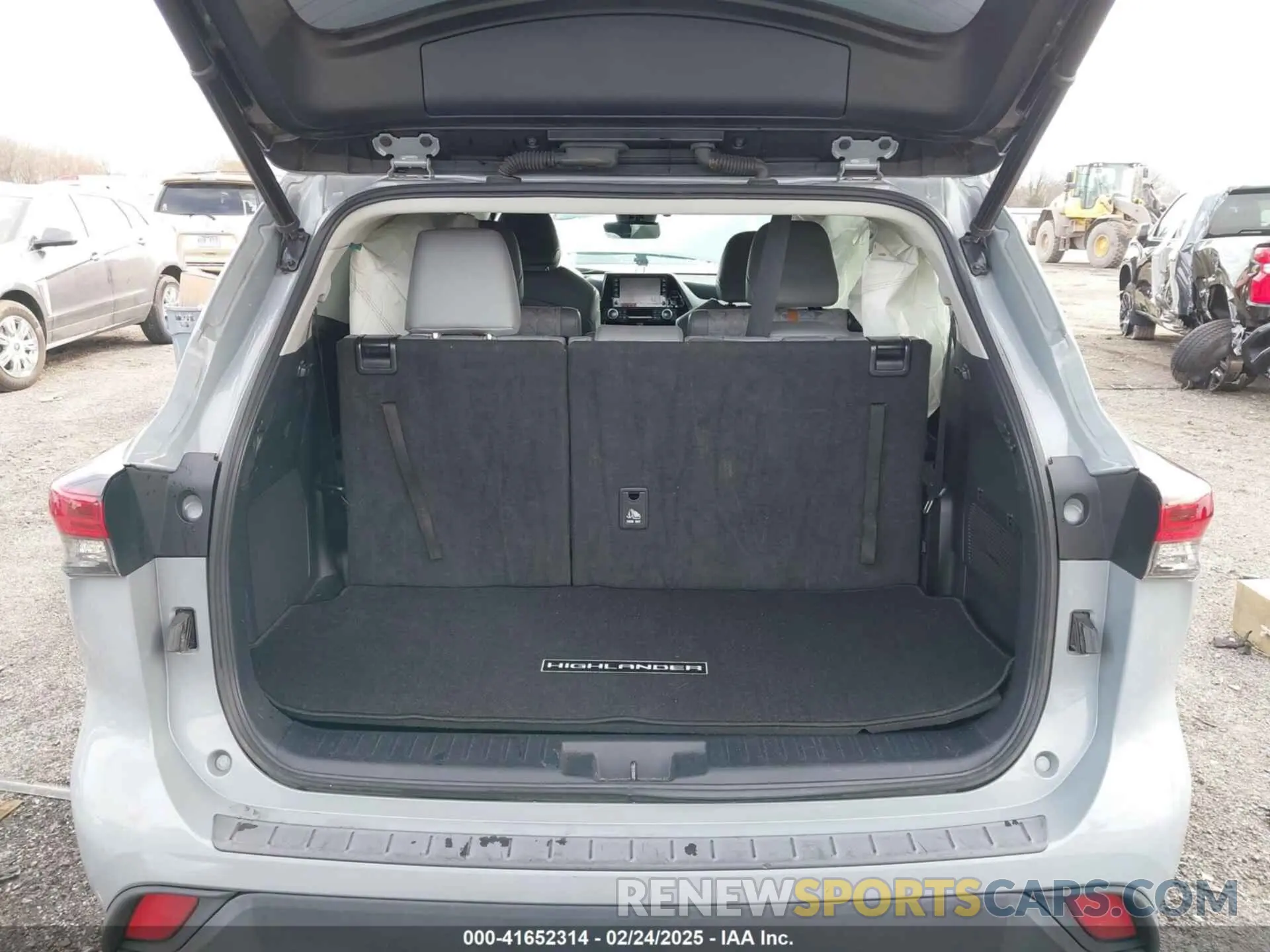 8 fotografías del automóvil dañado 5TDAARAH7NS509954 TOYOTA HIGHLANDER 2022
