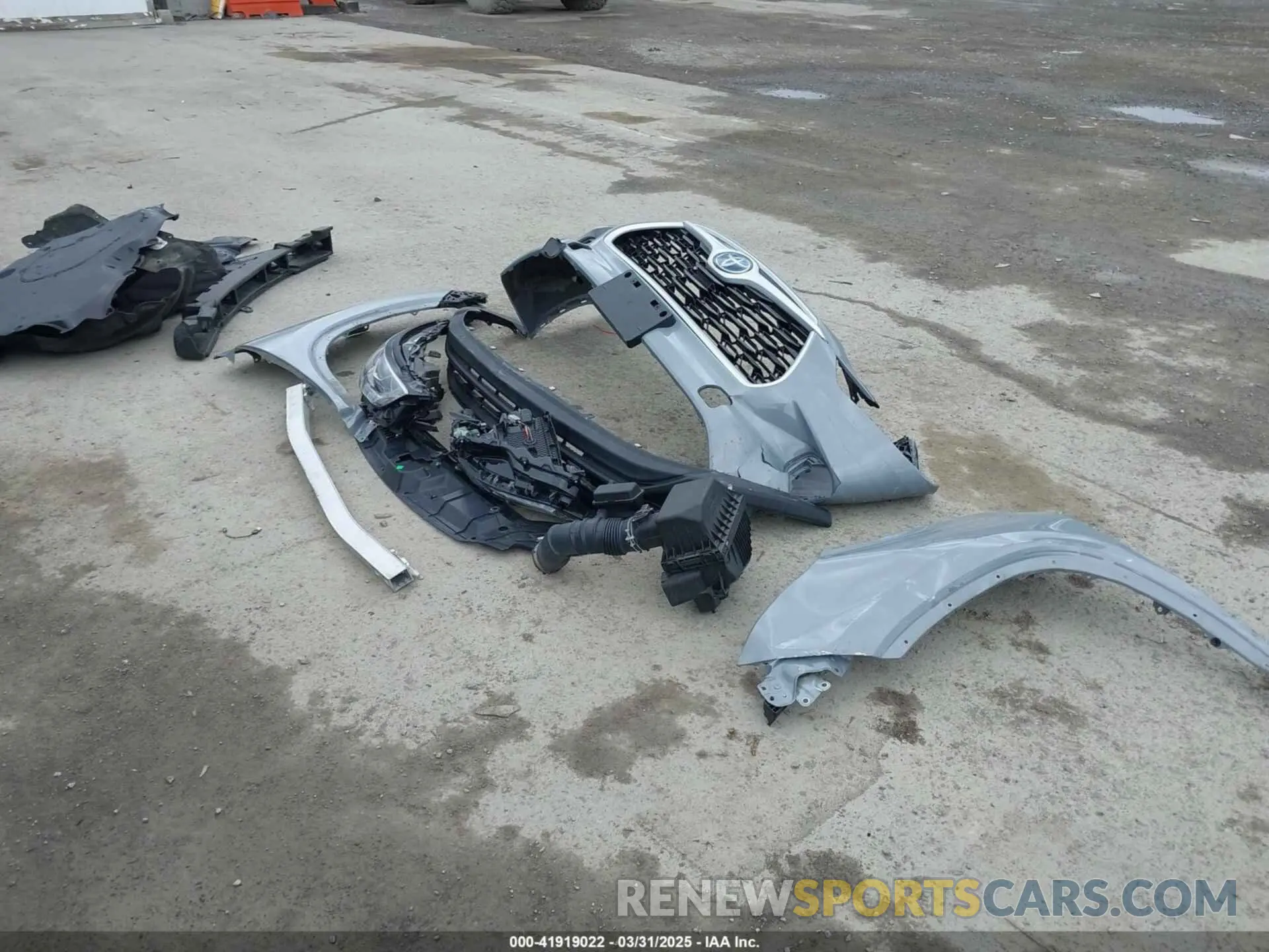 12 fotografías del automóvil dañado 5TDABRCH7NS537859 TOYOTA HIGHLANDER 2022