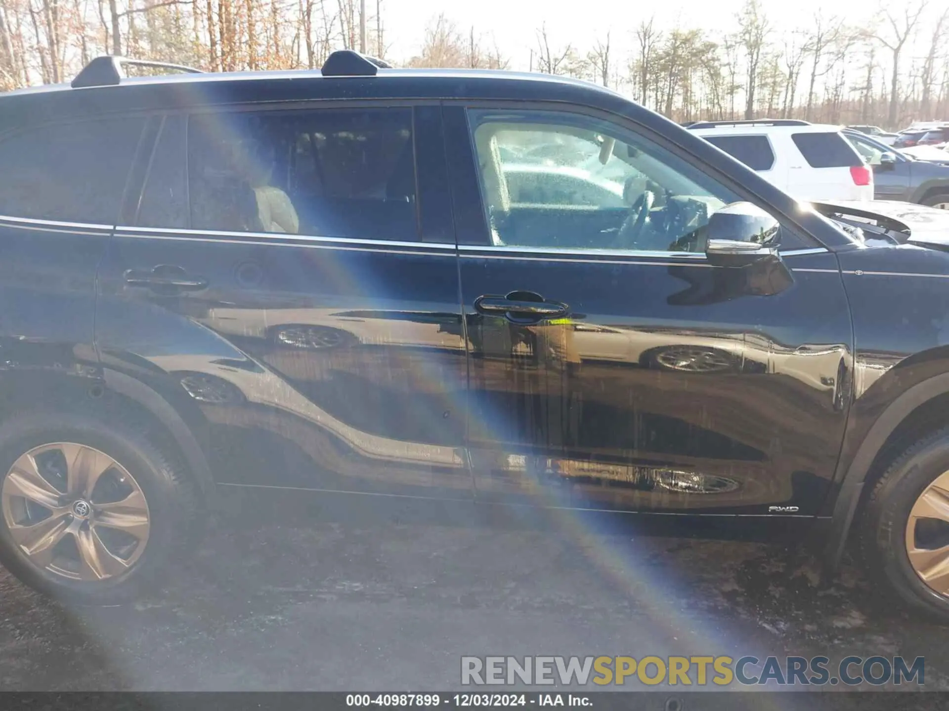 14 fotografías del automóvil dañado 5TDABRCHXNS562500 TOYOTA HIGHLANDER 2022