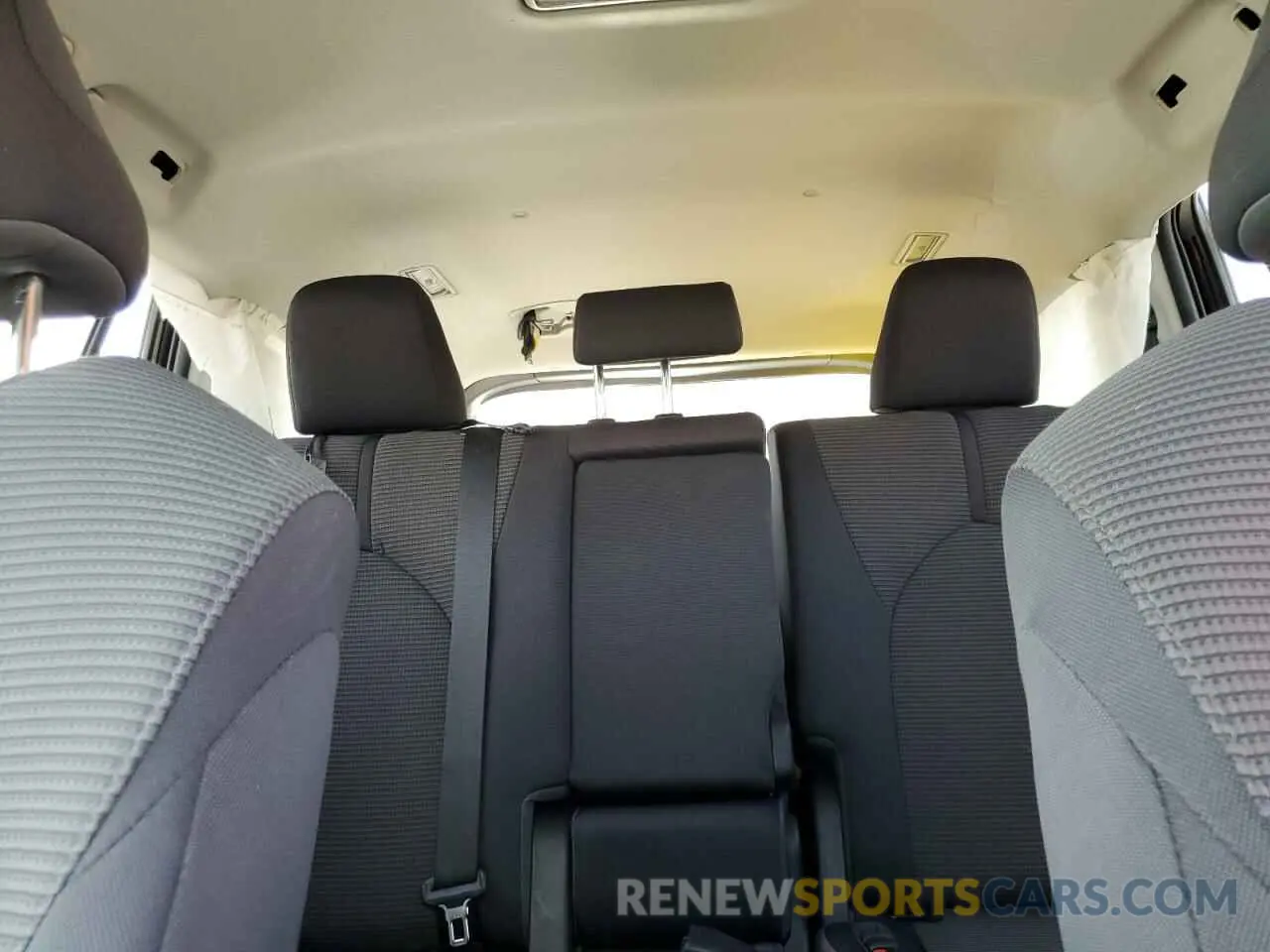 10 fotografías del automóvil dañado 5TDBBRCH1NS087887 TOYOTA HIGHLANDER 2022
