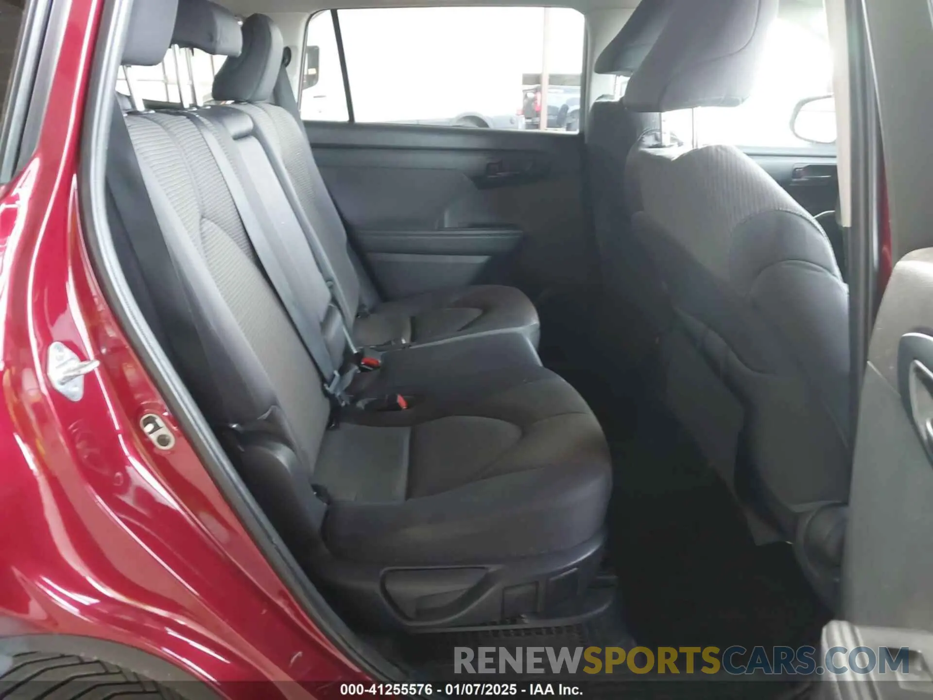 8 fotografías del automóvil dañado 5TDBBRCH9NS561553 TOYOTA HIGHLANDER 2022