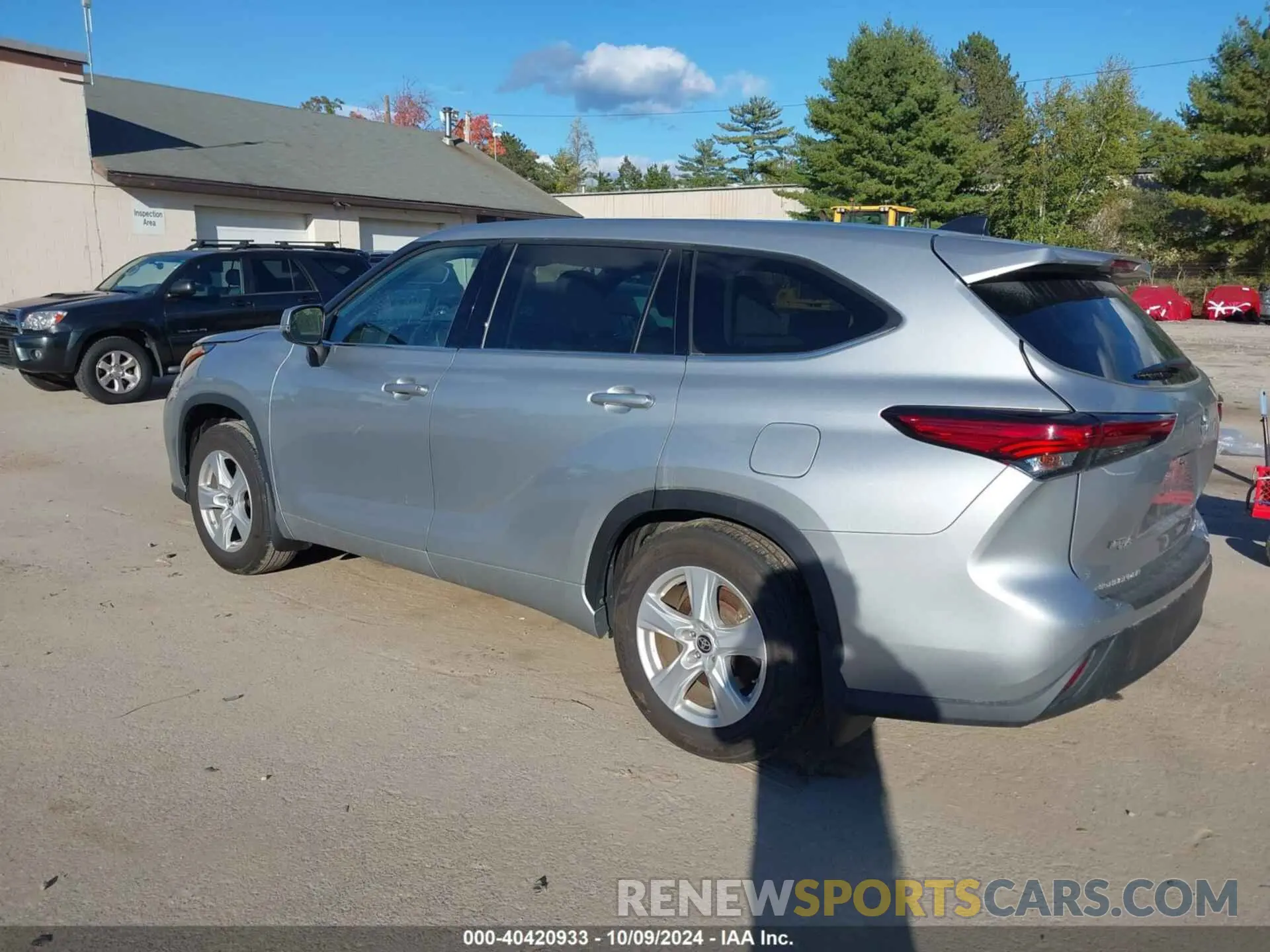 3 fotografías del automóvil dañado 5TDBZRBH2NS578630 TOYOTA HIGHLANDER 2022