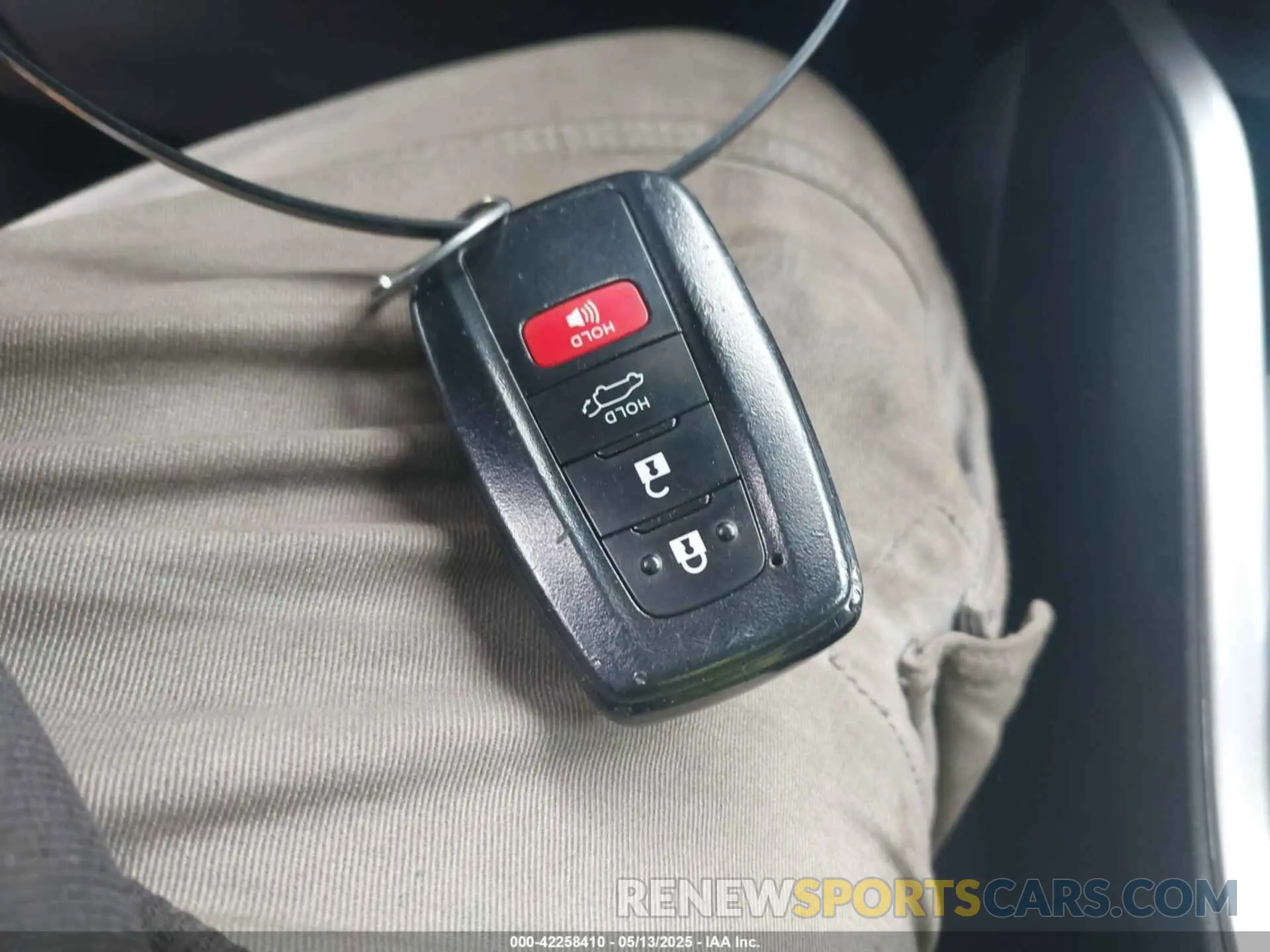 11 fotografías del automóvil dañado 5TDBZRBH6NS194608 TOYOTA HIGHLANDER 2022