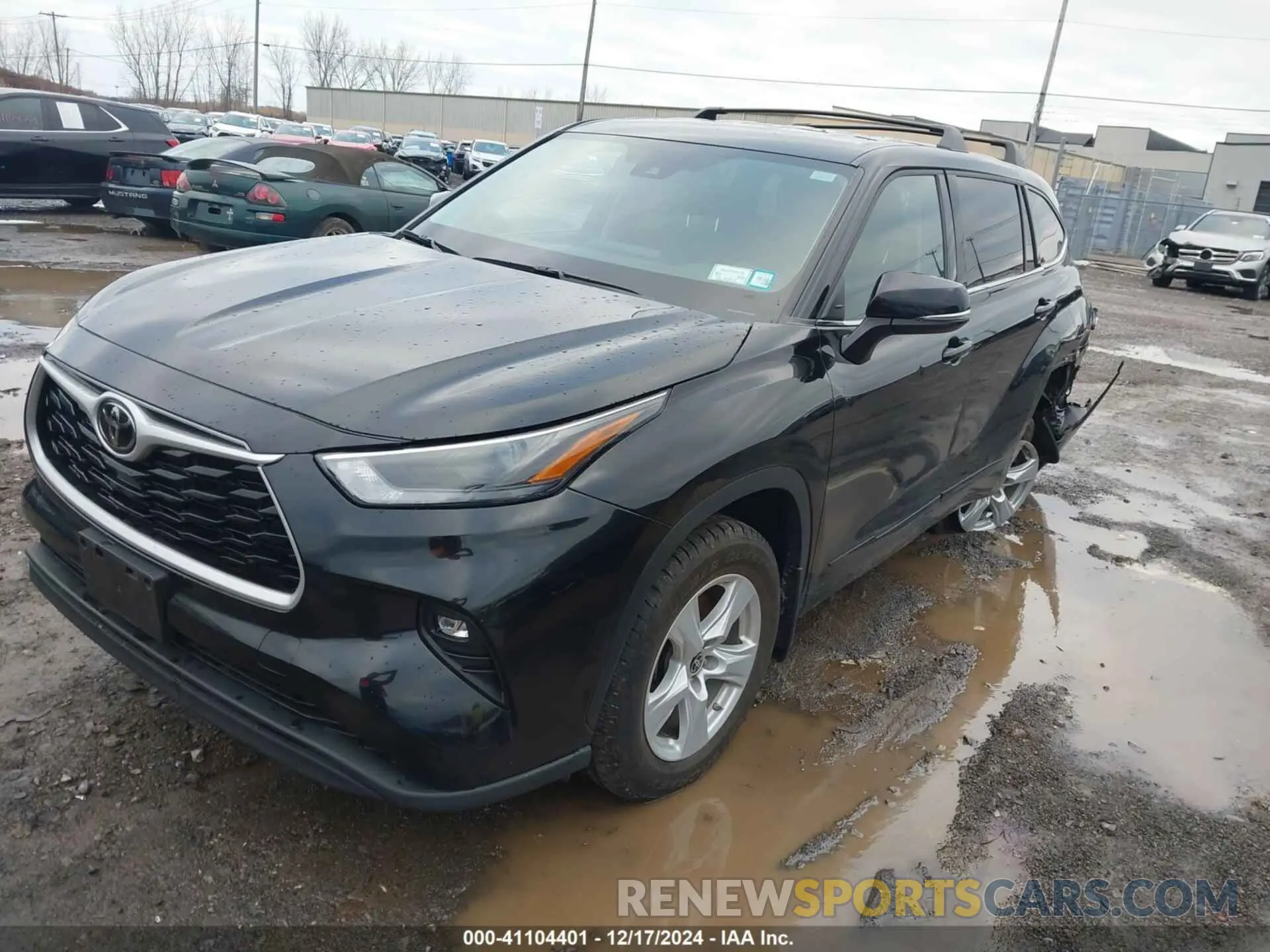 2 fotografías del automóvil dañado 5TDBZRBH6NS595396 TOYOTA HIGHLANDER 2022