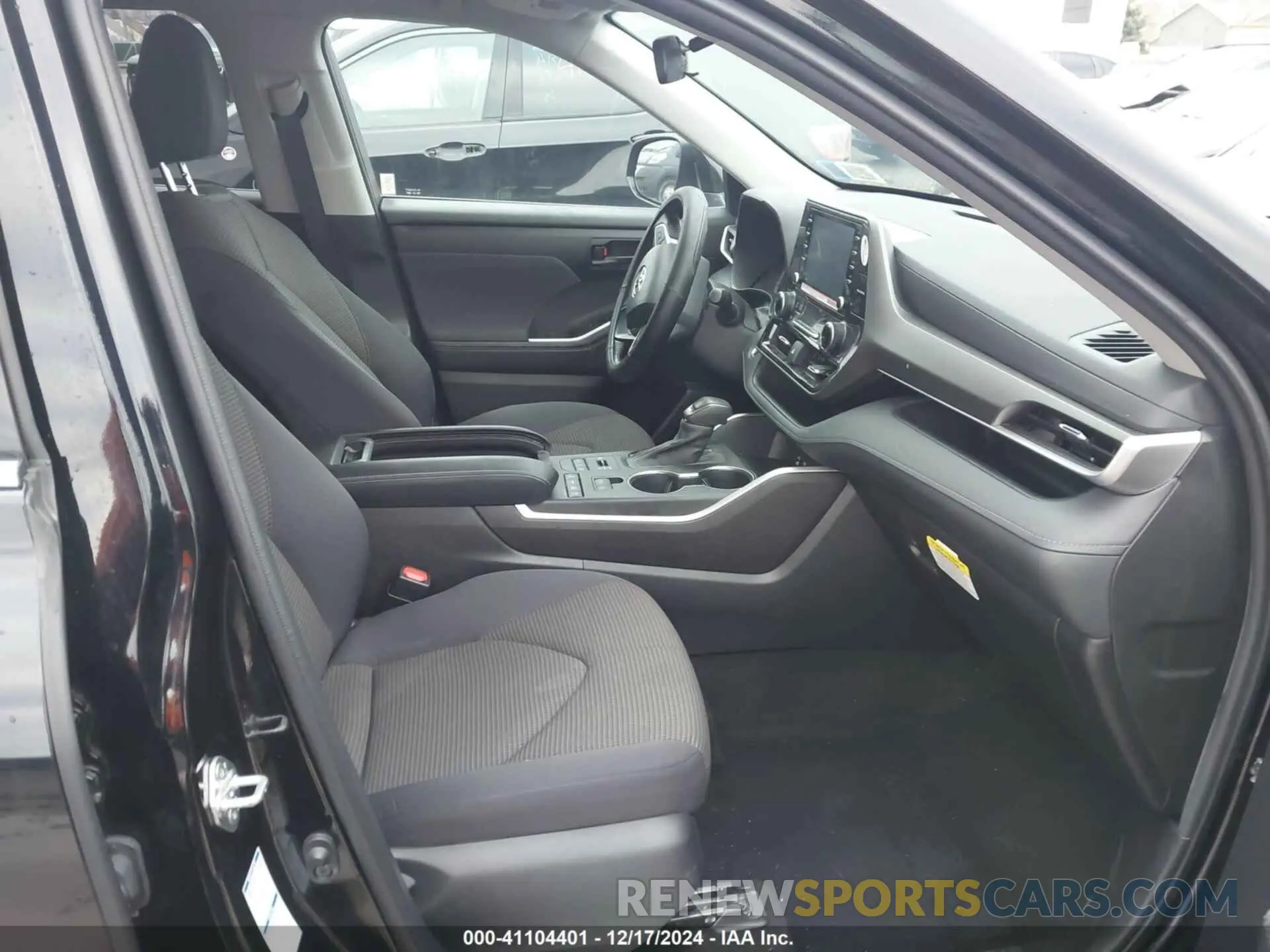 5 fotografías del automóvil dañado 5TDBZRBH6NS595396 TOYOTA HIGHLANDER 2022