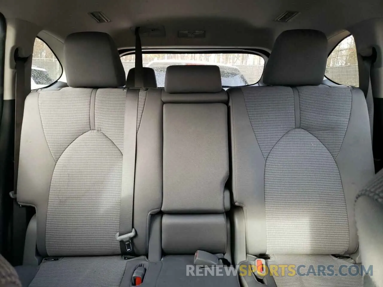 10 fotografías del automóvil dañado 5TDBZRBH8NS192620 TOYOTA HIGHLANDER 2022