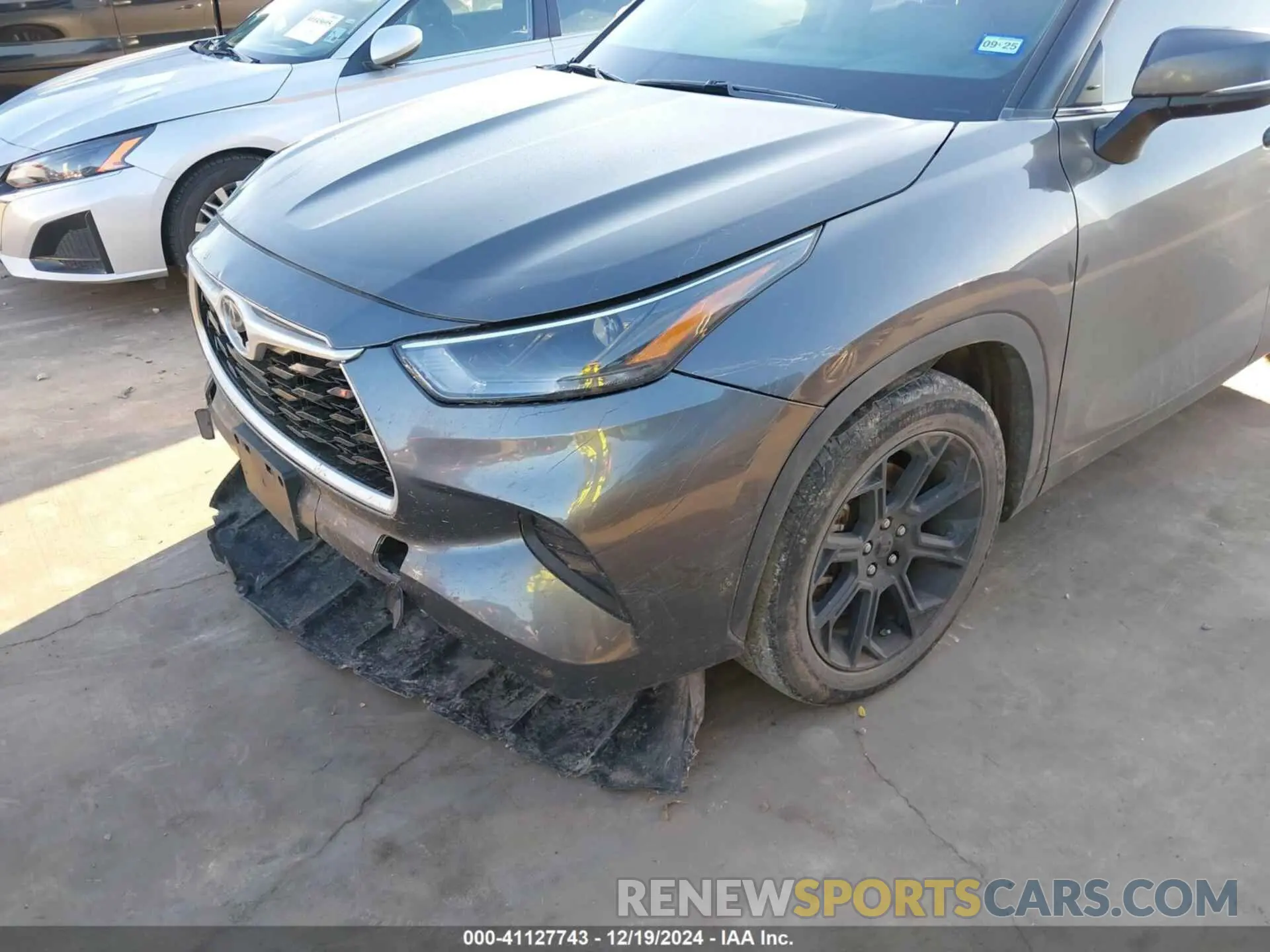 18 fotografías del automóvil dañado 5TDCZRAHXNS117987 TOYOTA HIGHLANDER 2022