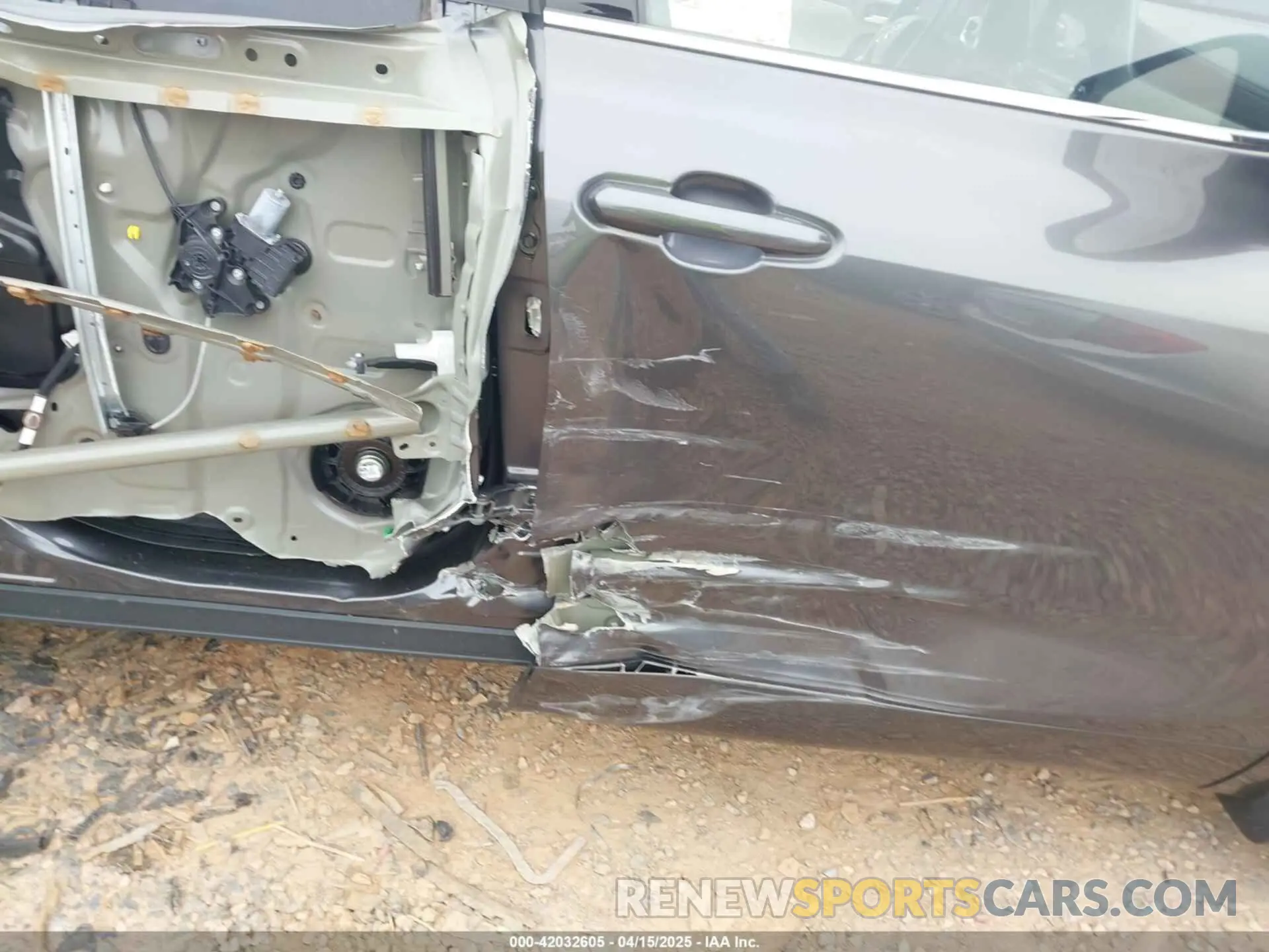 18 fotografías del automóvil dañado 5TDDZRBH0NS199666 TOYOTA HIGHLANDER 2022